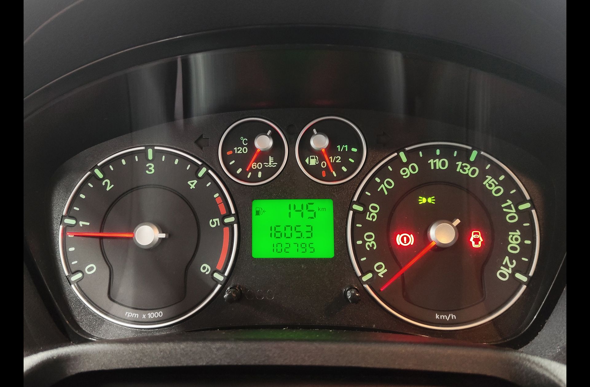 Ford Fiesta 1.4 TDCi Ambiente - foto 26