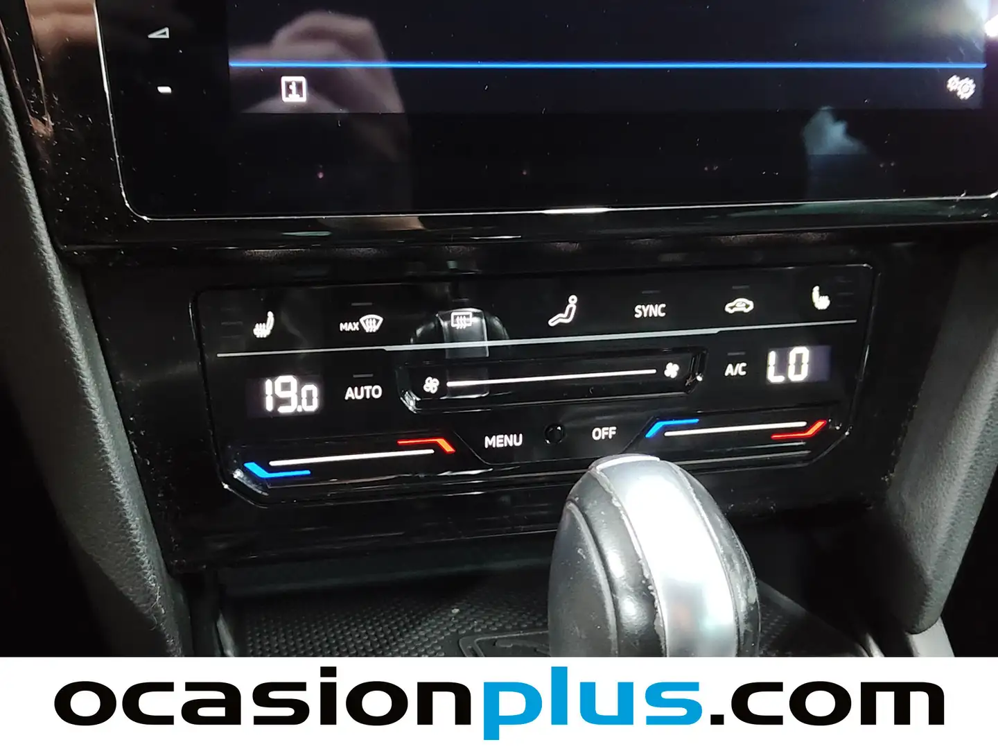 Foto Volkswagen Passat Volkswagen Passat R-Line 2.0 TDI (150 CV) DSG