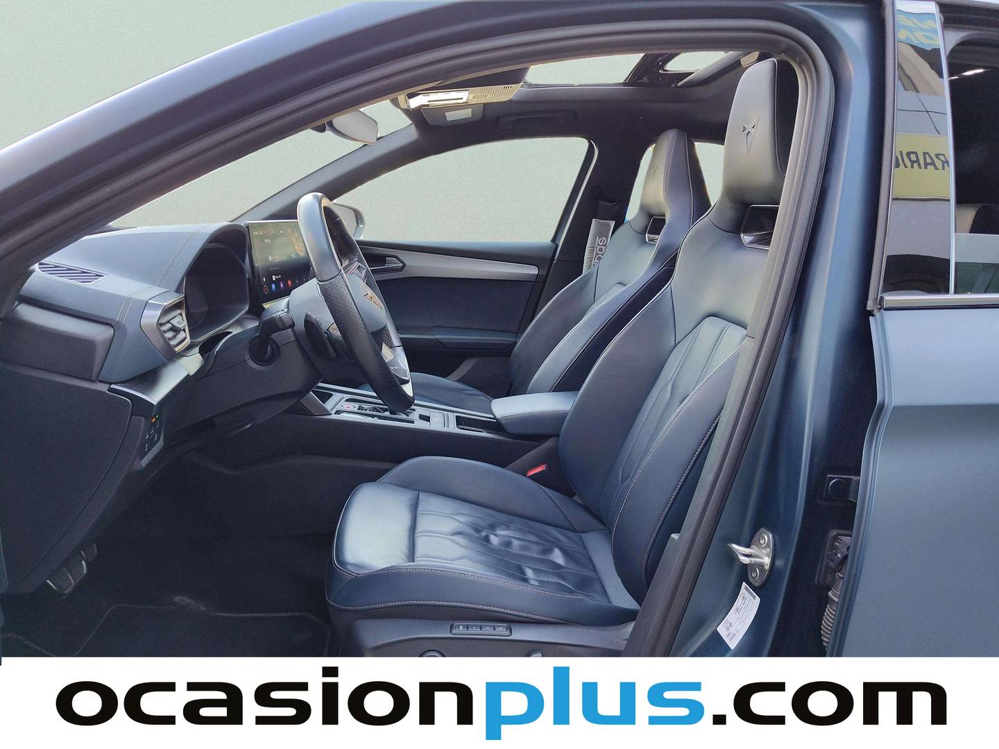 Foto asientos delanteros Cupra León Cupra León 1.5 eTSI Tech Edition DSG (150 CV)