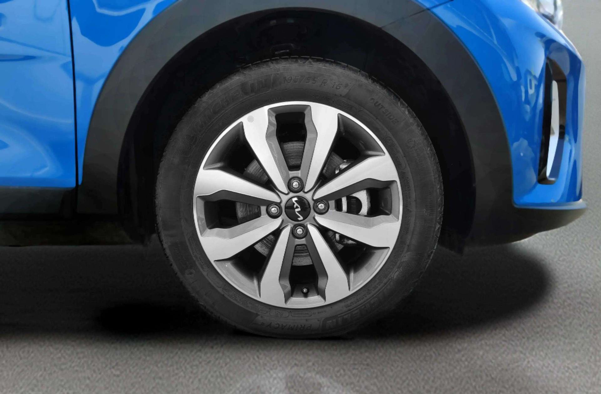 Kia Stonic 1.0 T-GDi MHEV Concept - foto 37