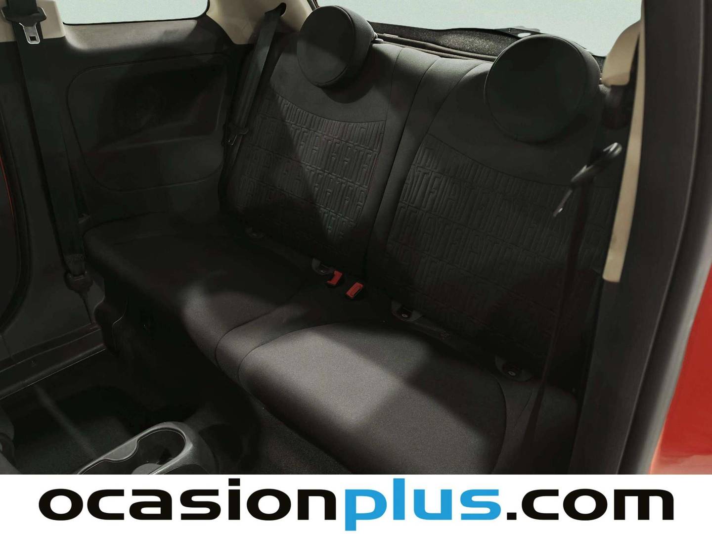 Foto asientos traseros Fiat 500 Fiat 500 1.0 Hybrid Dolcevita (70 CV)