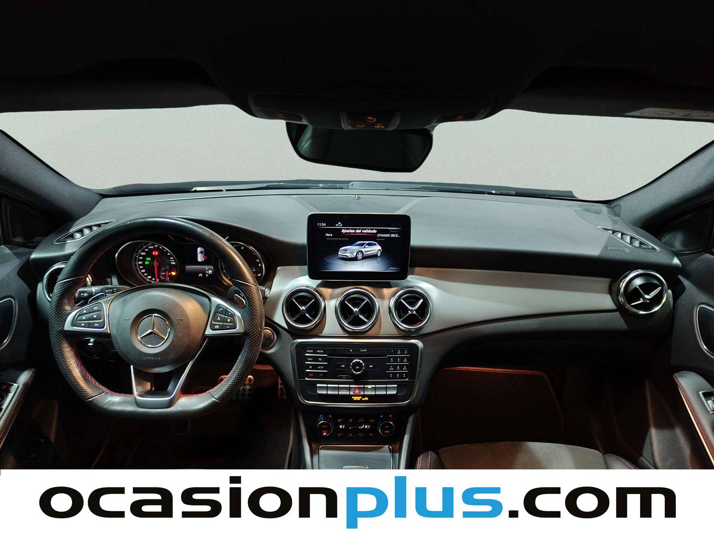 Foto Mercedes GLA Mercedes-Benz GLA 200 d  (136 CV) Pack AMG