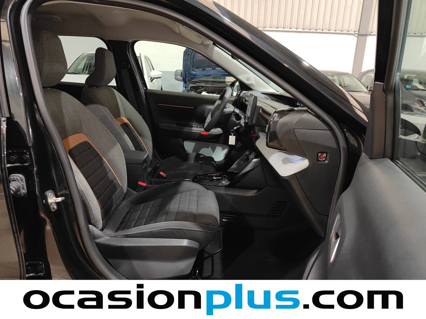 Citroën C3 Aircross Citroën C3 Aircross Hybrid 145 Plus e-DCS6 (145 CV) automático