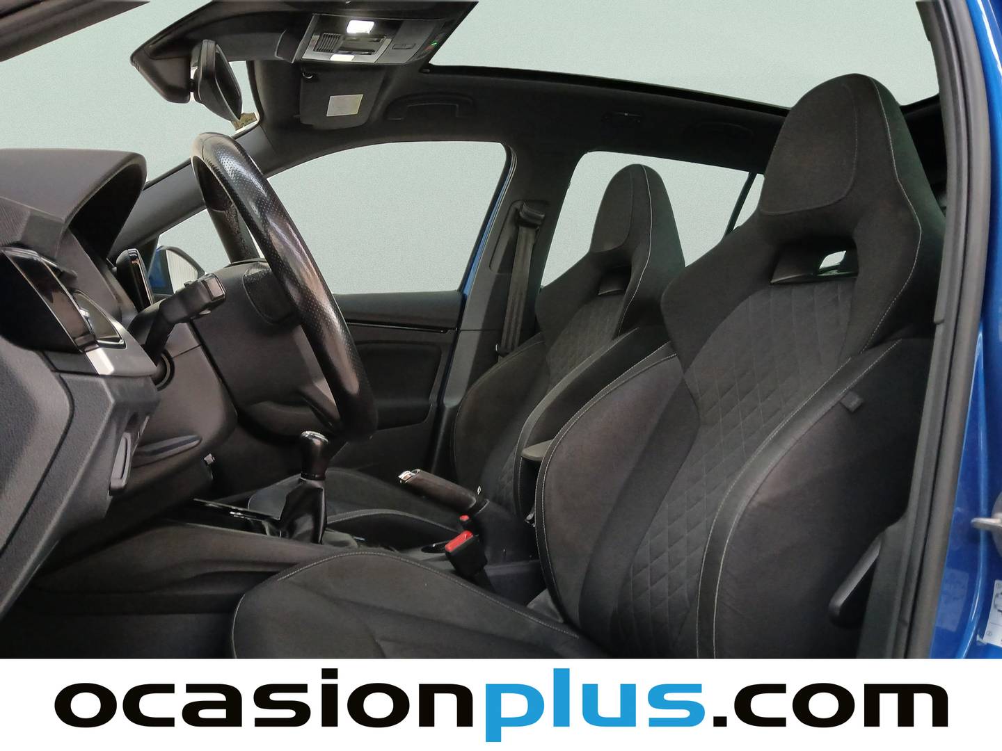 Foto asientos delanteros Skoda Kamiq Skoda Kamiq 1.0 TSI Sport (115 CV)