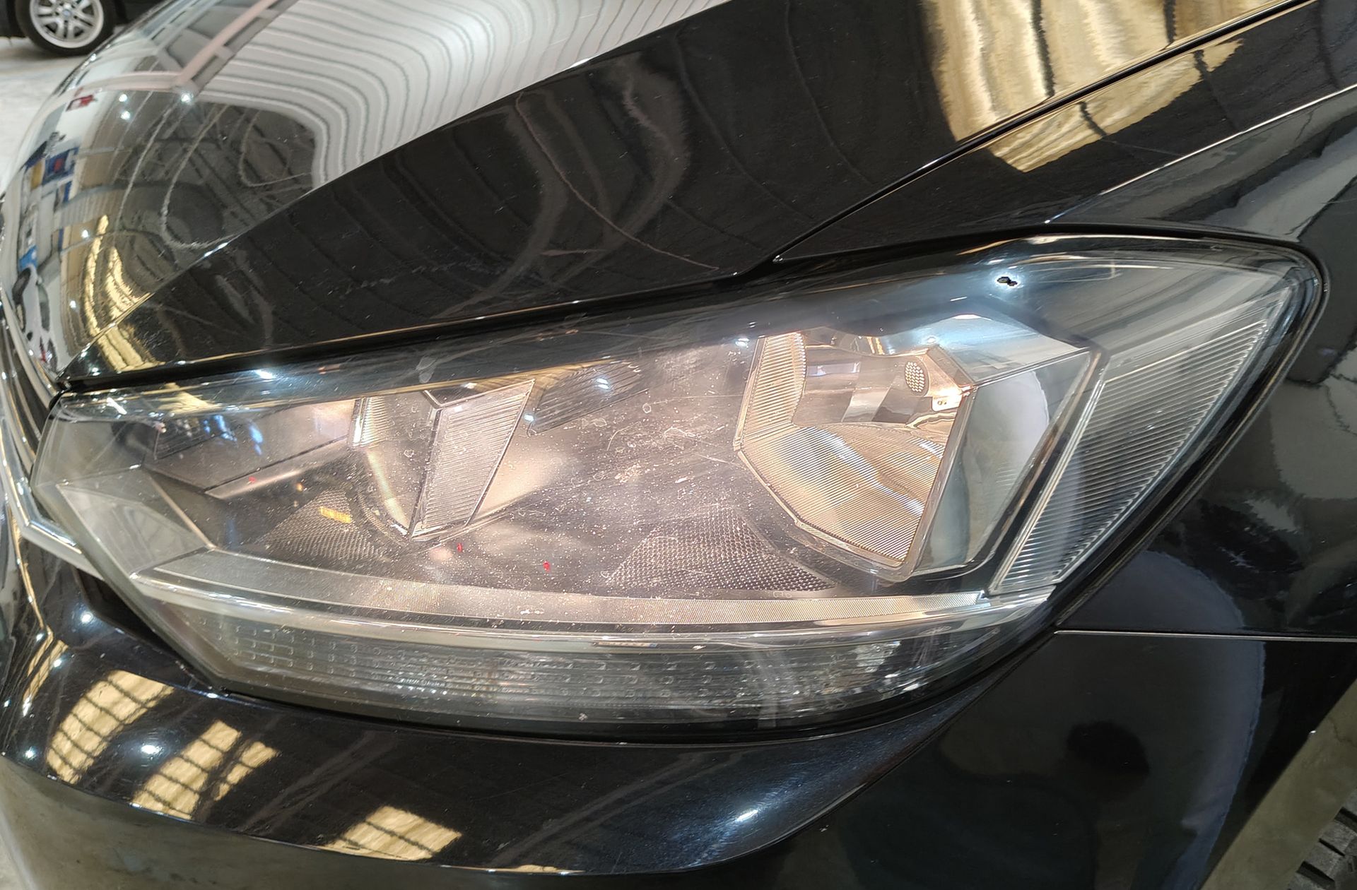 Volkswagen Touran Business 1.2 TSI 7 plazas - foto 14