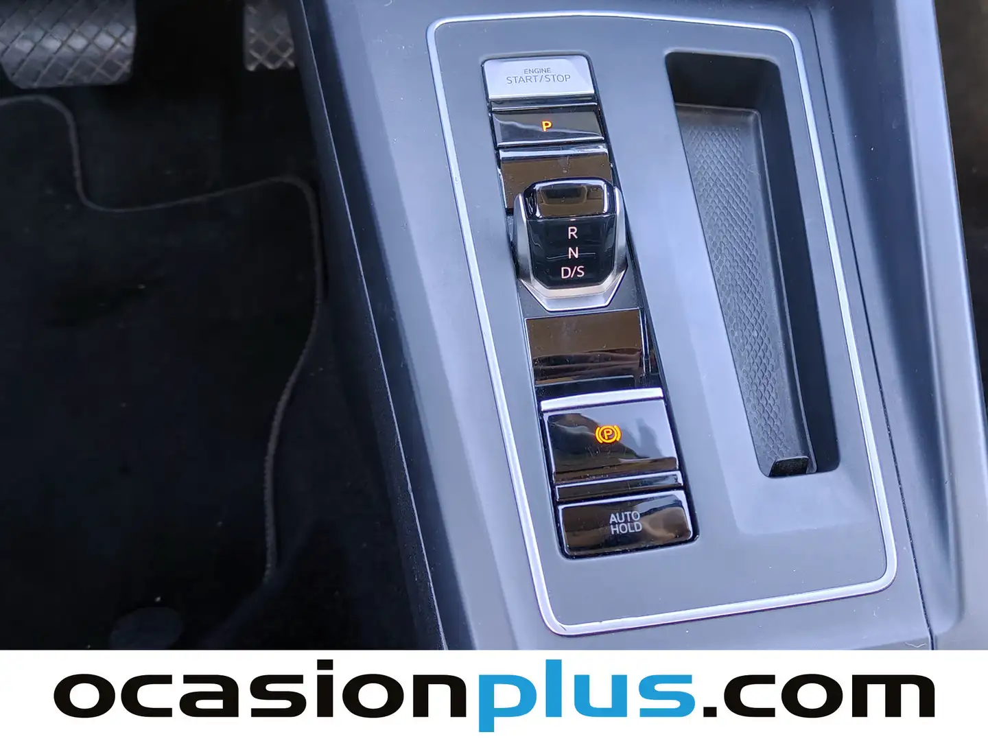 Foto Volkswagen Golf Volkswagen Golf Life 1.0 eTSI  (110 CV) DSG