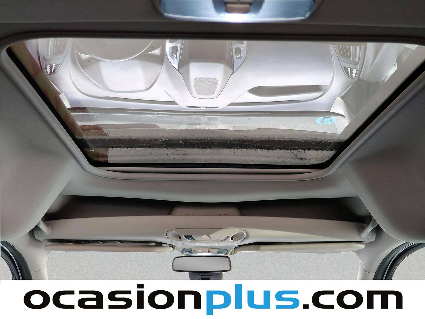 Extras y acabados del Ford Grand Tourneo Connect Ford Grand Tourneo Connect 1.5 TDCi Titanium PowerShift (120 CV) 7 plazas
