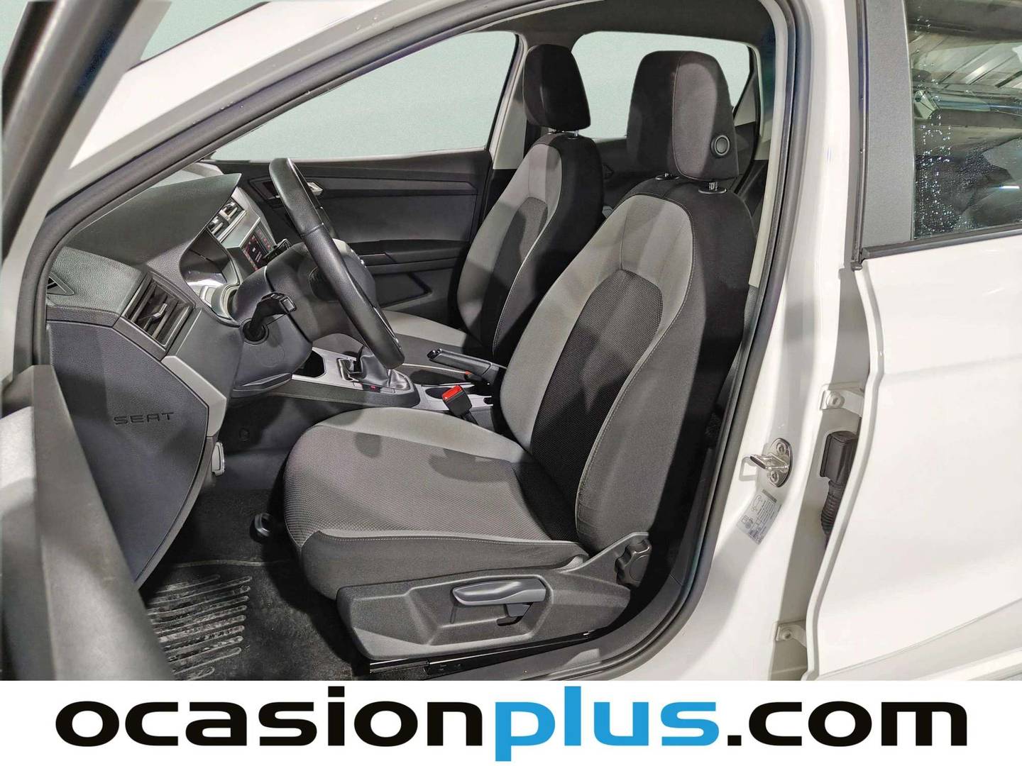 Foto asientos delanteros Seat Ibiza SEAT Ibiza 1.0 TSI S&S Style (115 CV)