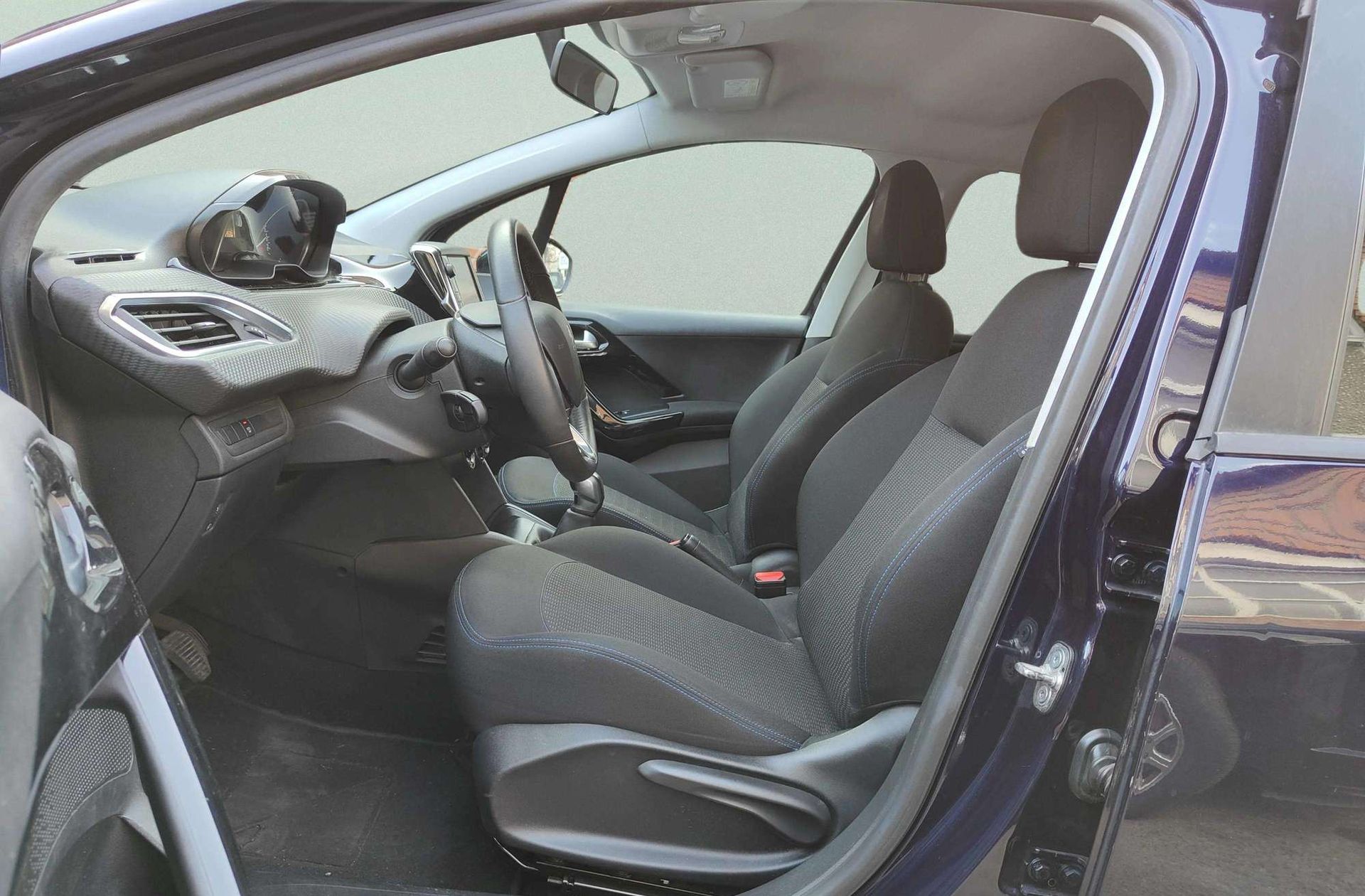 Peugeot 208 PureTech 82 Style - foto 10