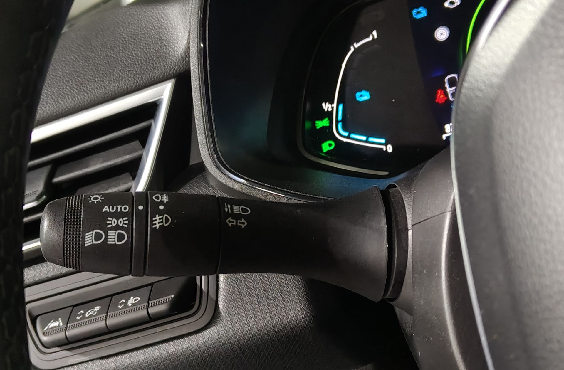 Renault Clio Intens E-Tech Híbrido - foto 23