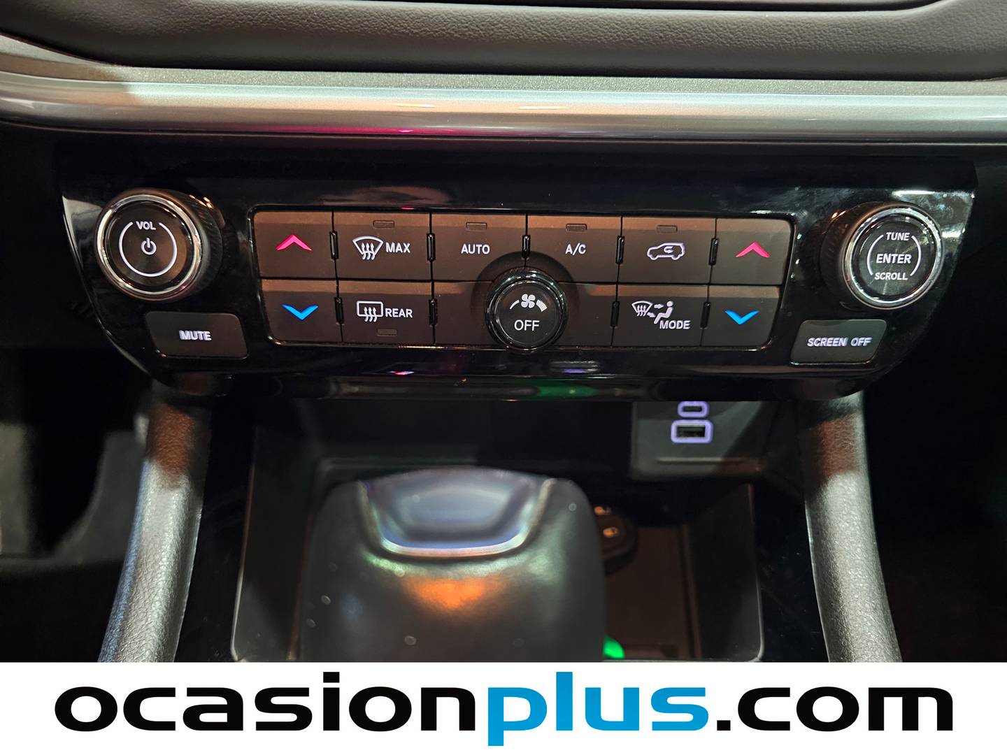 Foto Jeep Compass Jeep Compass 1.3 PHEV Limited AWD AT (190 CV)