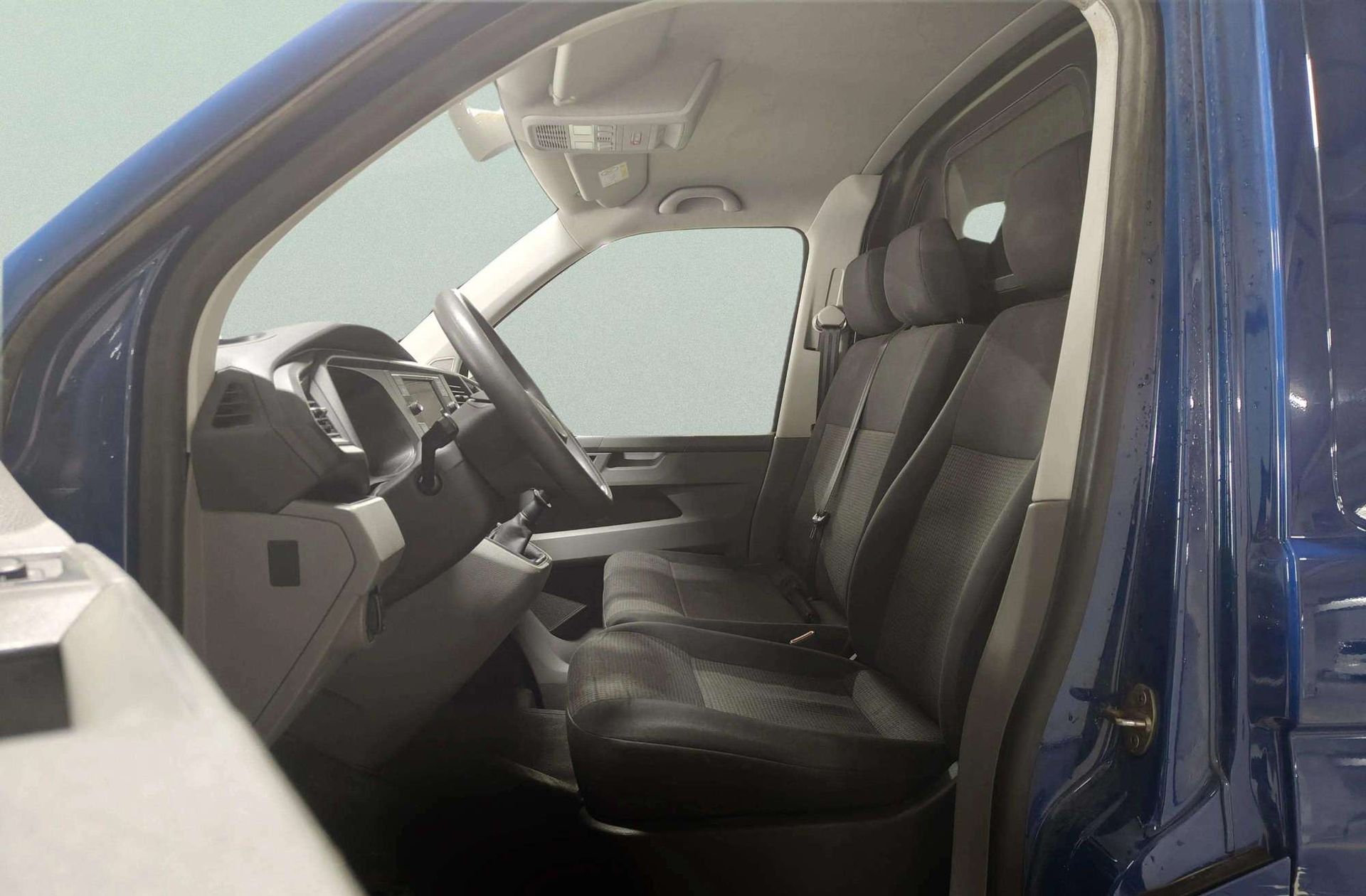 Volkswagen Transporter Furgon Batalla Corta TN 2.0 TDI - foto 10
