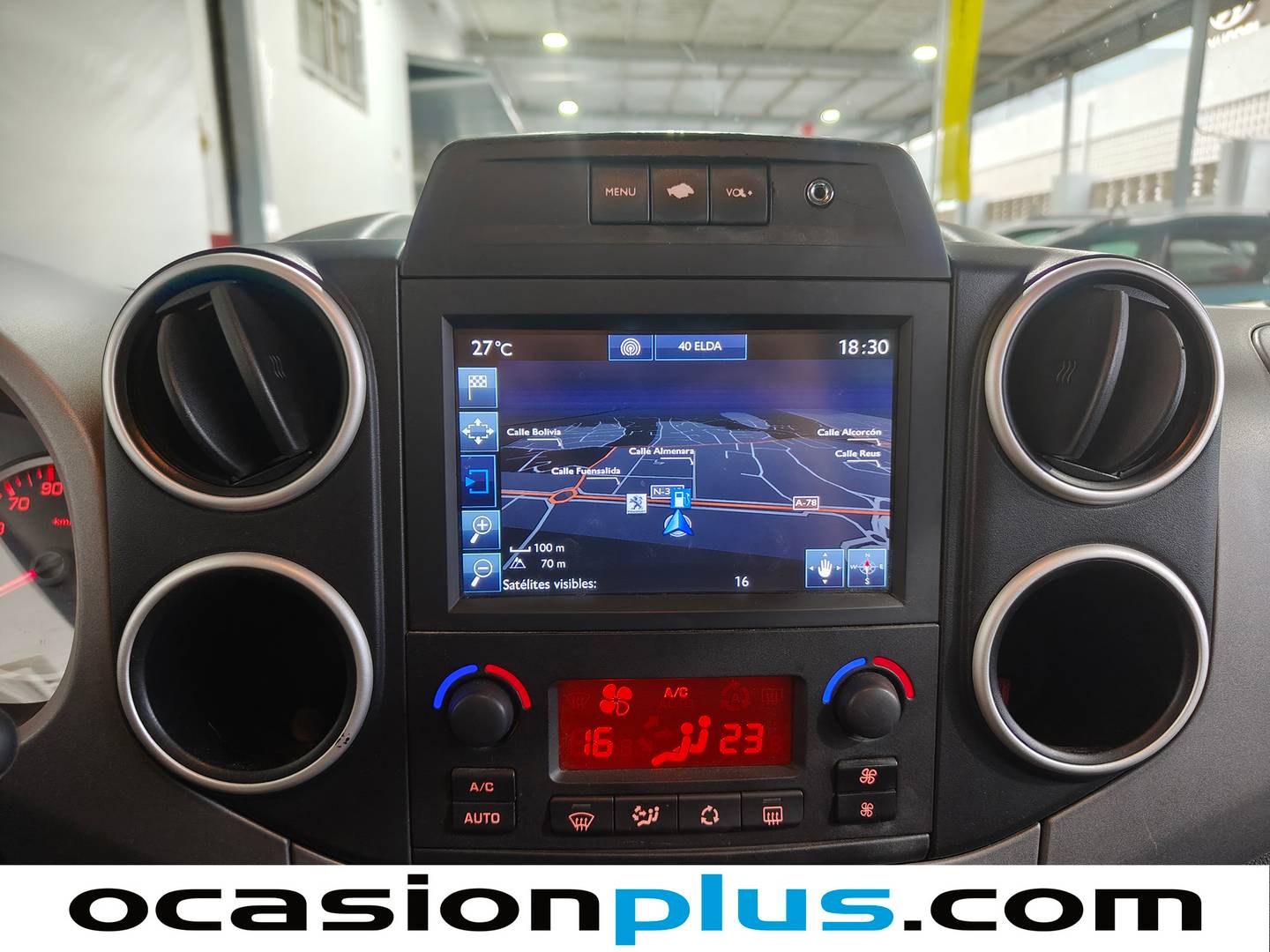 Extras y acabados del Peugeot Partner Peugeot Partner Tepee Combi 1.2 PureTech Adventure Edition (110 CV)