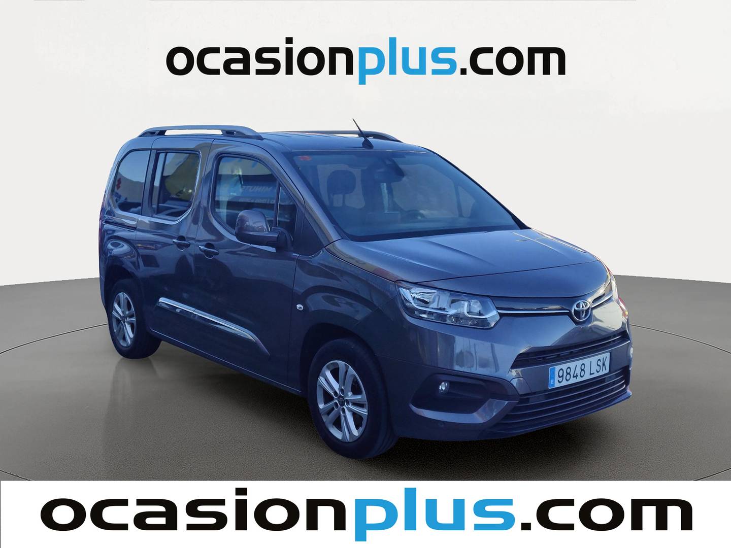 Foto delantera Toyota Proace City Verso Toyota Proace City Verso 1.2 Family Active L1(110 CV) derecha