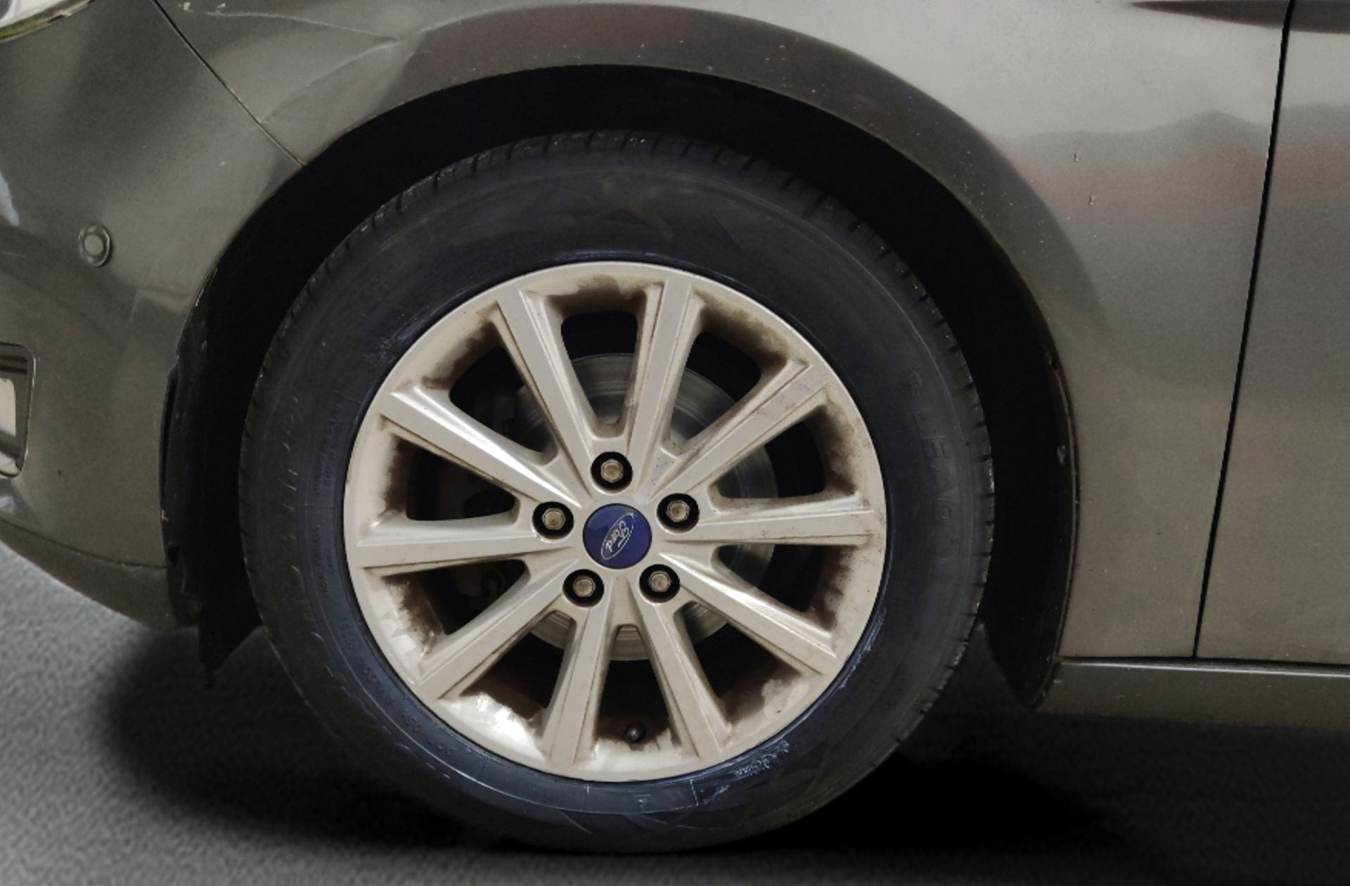 Ford Focus 1.0 EcoBoost Titanium - foto 32