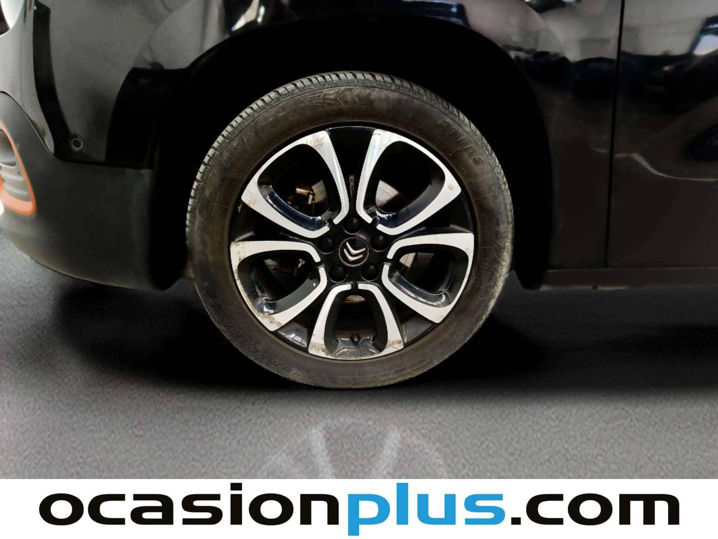 Foto Citroën Berlingo Citroen Berlingo BlueHDi 100 S&S Talla M Shine (102 CV)