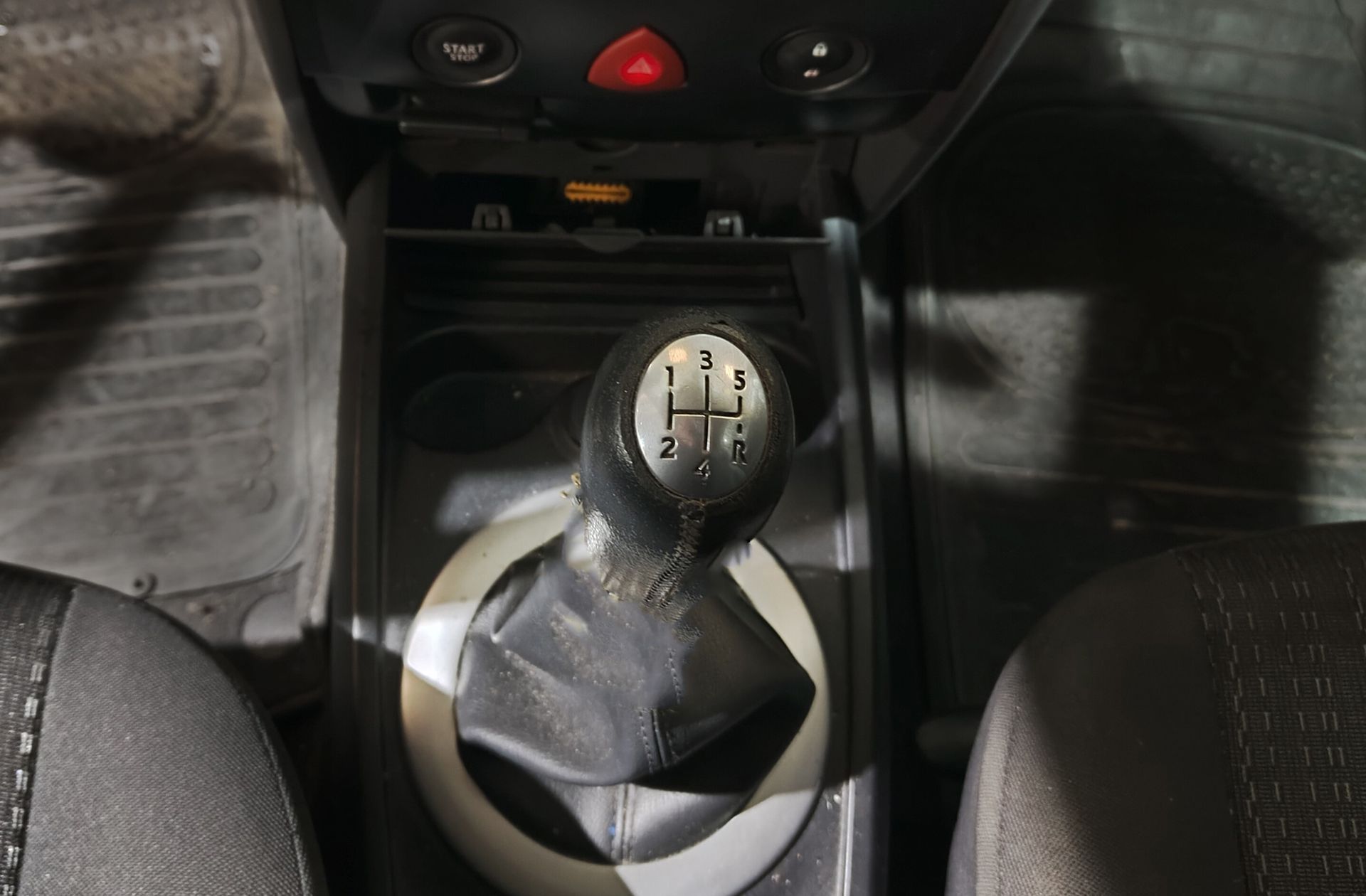 Renault Mégane Sedan Dynamique 1.6 - foto 5