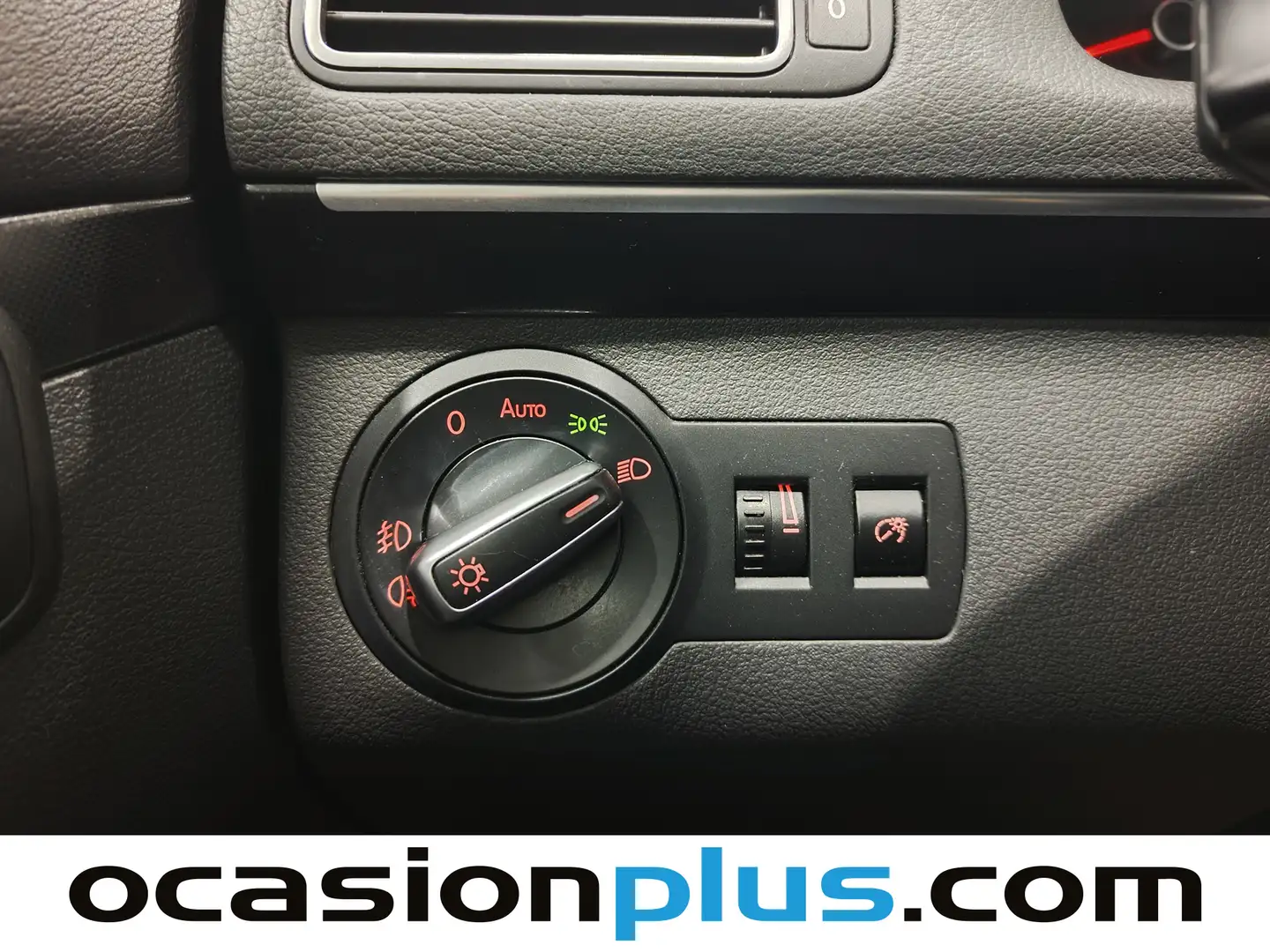 Foto Volkswagen Touran Volkswagen Touran Sport 1.4 TSI (140 CV) DSG