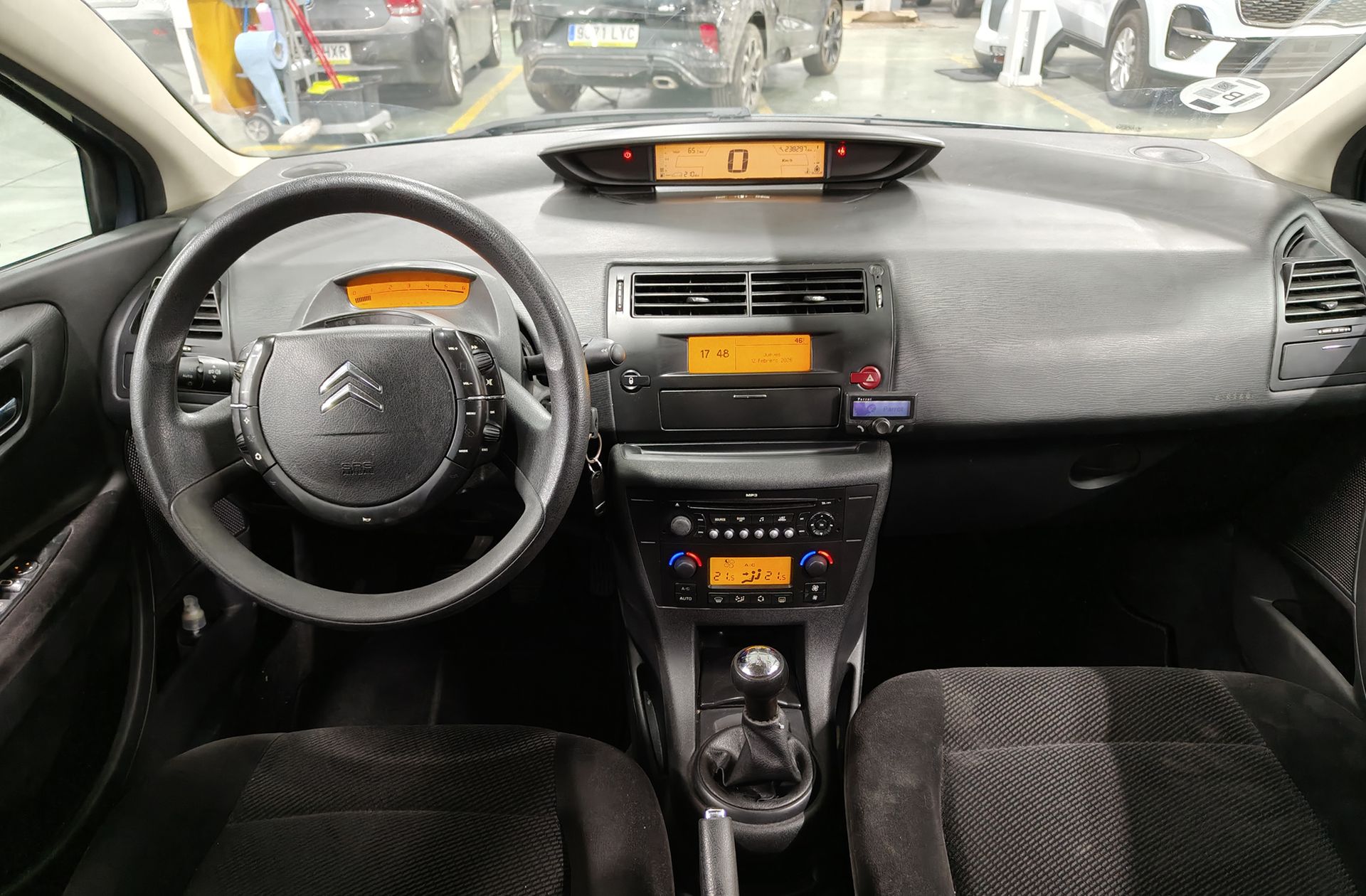 Citroën C4 1.6 HDi FP Sedán Collection - foto 6