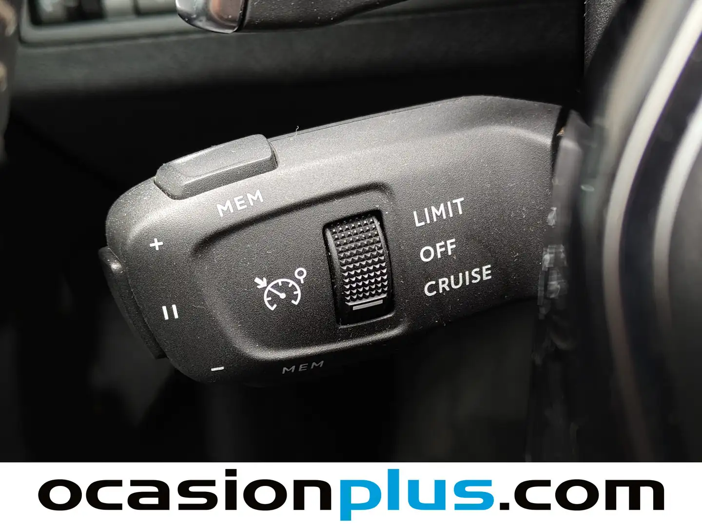 Foto Peugeot 3008 Peugeot 3008 BlueHDi 130 S&S Active Pack EAT8 (130 CV)