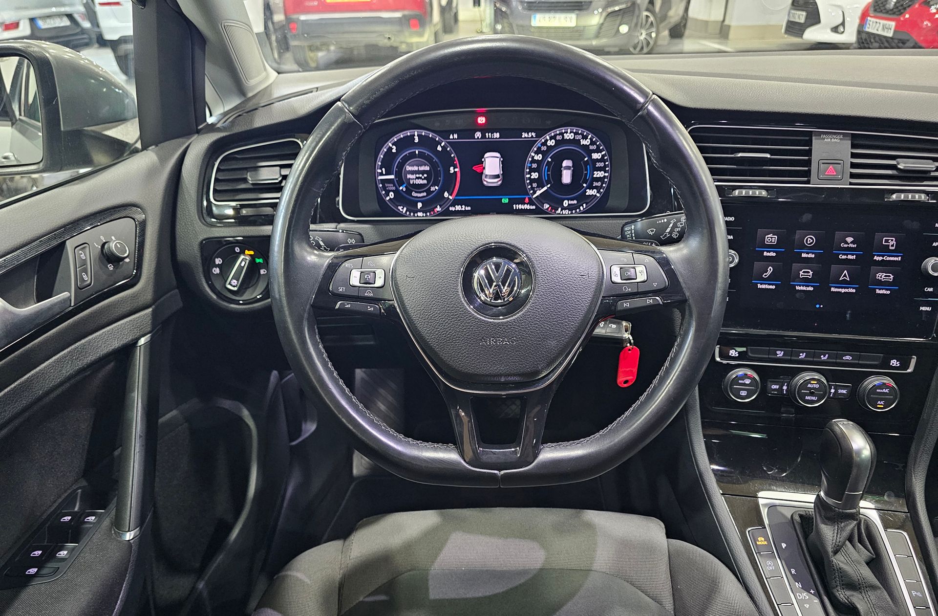 Volkswagen Golf Sport 2.0 TDI DSG - foto 25