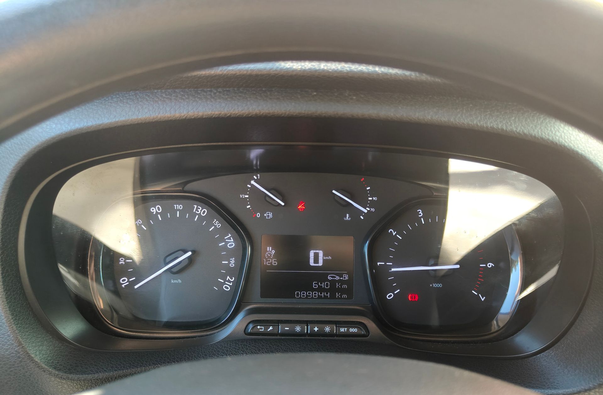 Toyota Proace Verso 2.0D VX Plus Shuttle L1 - foto 21