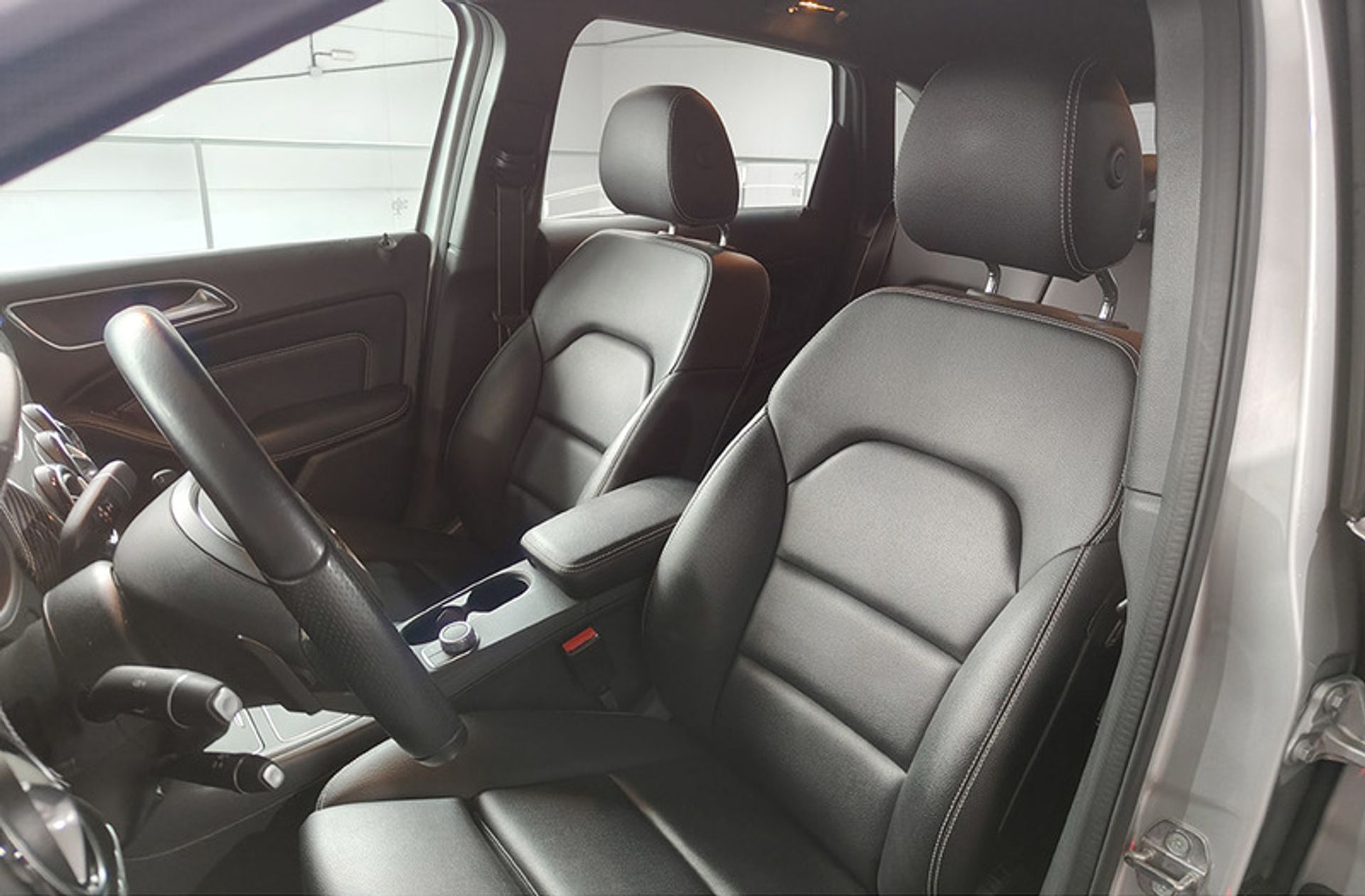 Mercedes-Benz Clase B 200 d Pack AMG - foto 6