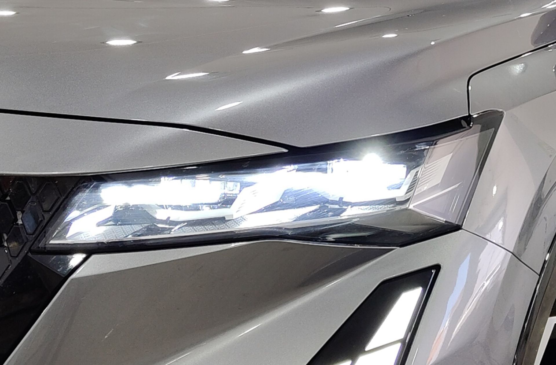 Renault Rafale Techno E-Tech full hybrid - foto 14