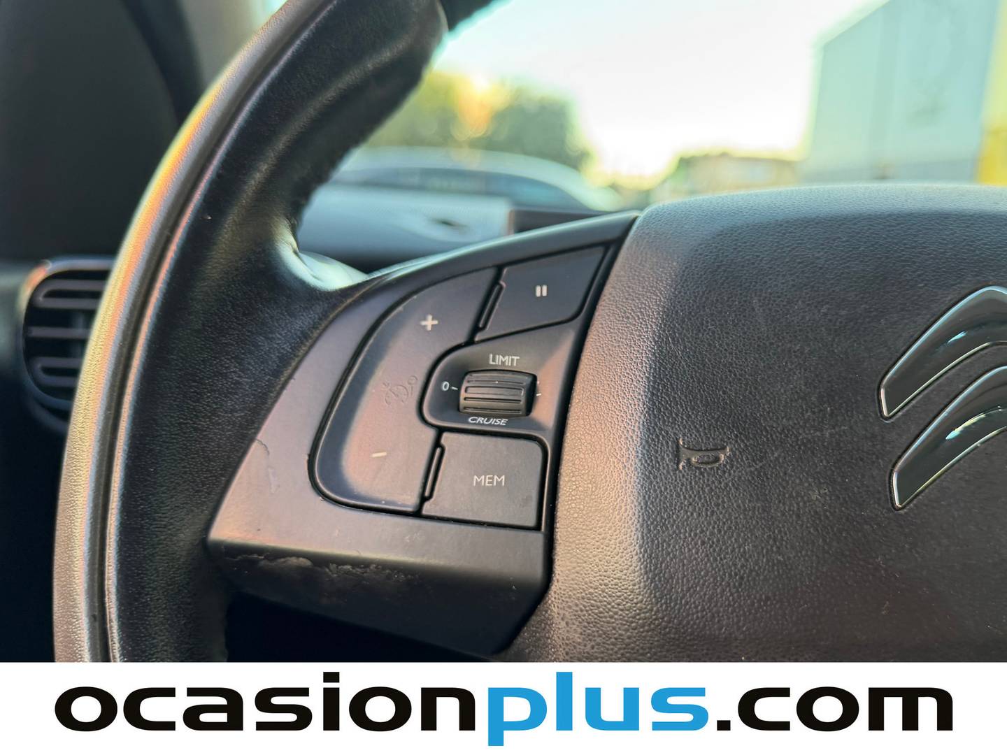 Foto Citroën C4 Cactus Citroen C4 Cactus 1.2 PureTech Feel Fine (82 CV)