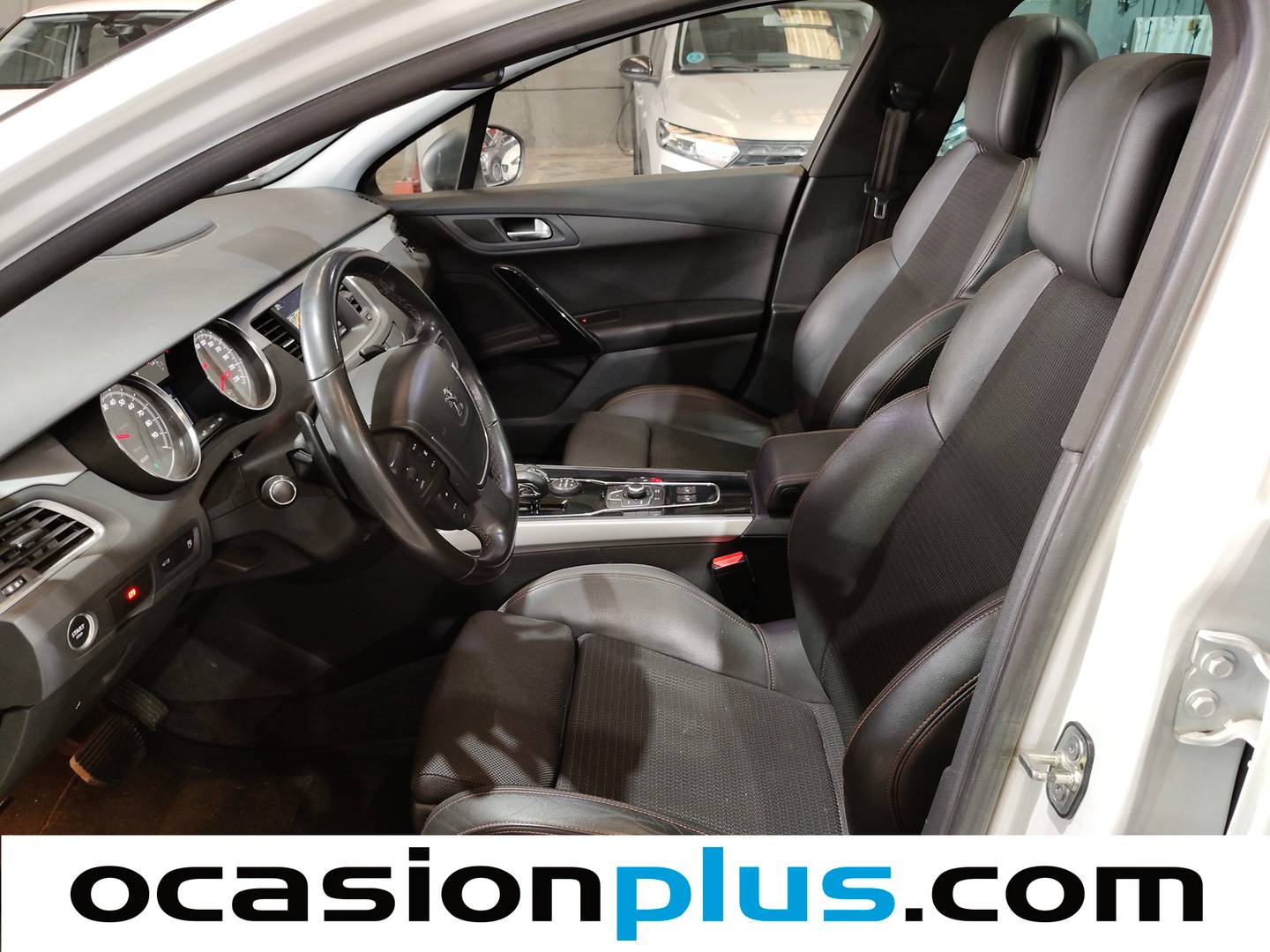 Foto asientos delanteros Peugeot 508 Peugeot 508 RXH 2.0 HDI Full Hybrid (200 CV)