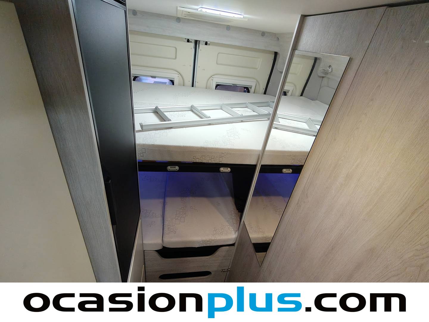 Foto Citroën Jumper Citroen Jumper Furgon BlueHDi 130 35 L3H2 Camperizada (131 CV)