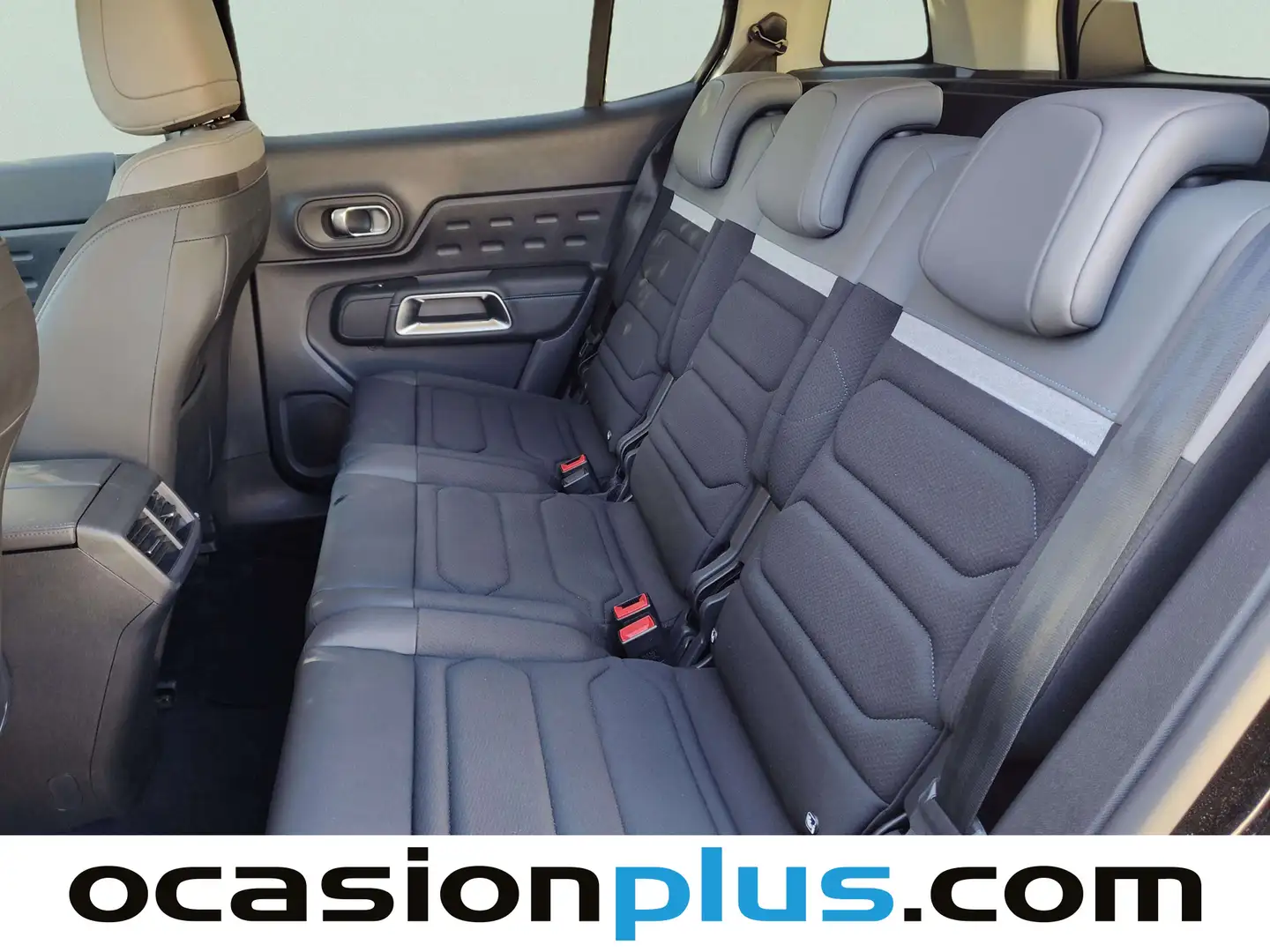 Foto Citroën C5 Aircross Citroen C5 Aircross PureTech 130 S&S Plus (131 CV)