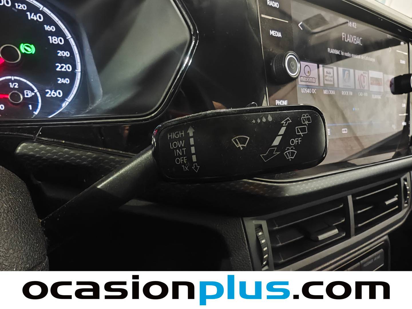 Foto Volkswagen T-Cross Volkswagen T-Cross Advance 1.0 TSI (115 CV) DSG