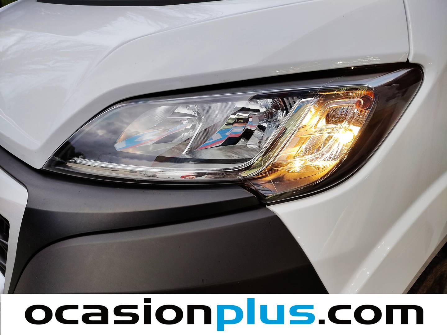 Foto Peugeot Boxer Peugeot Boxer Furgon BlueHDi 140 S&S 335 L3H2 (140 CV)