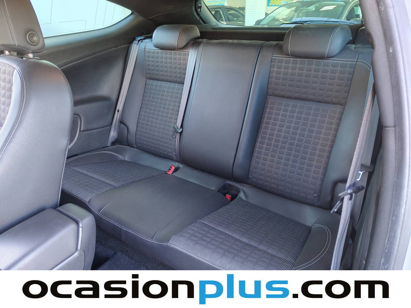 Foto asientos traseros Opel GTC Opel Astra 1.4 Turbo S&S Sportive (140 CV)