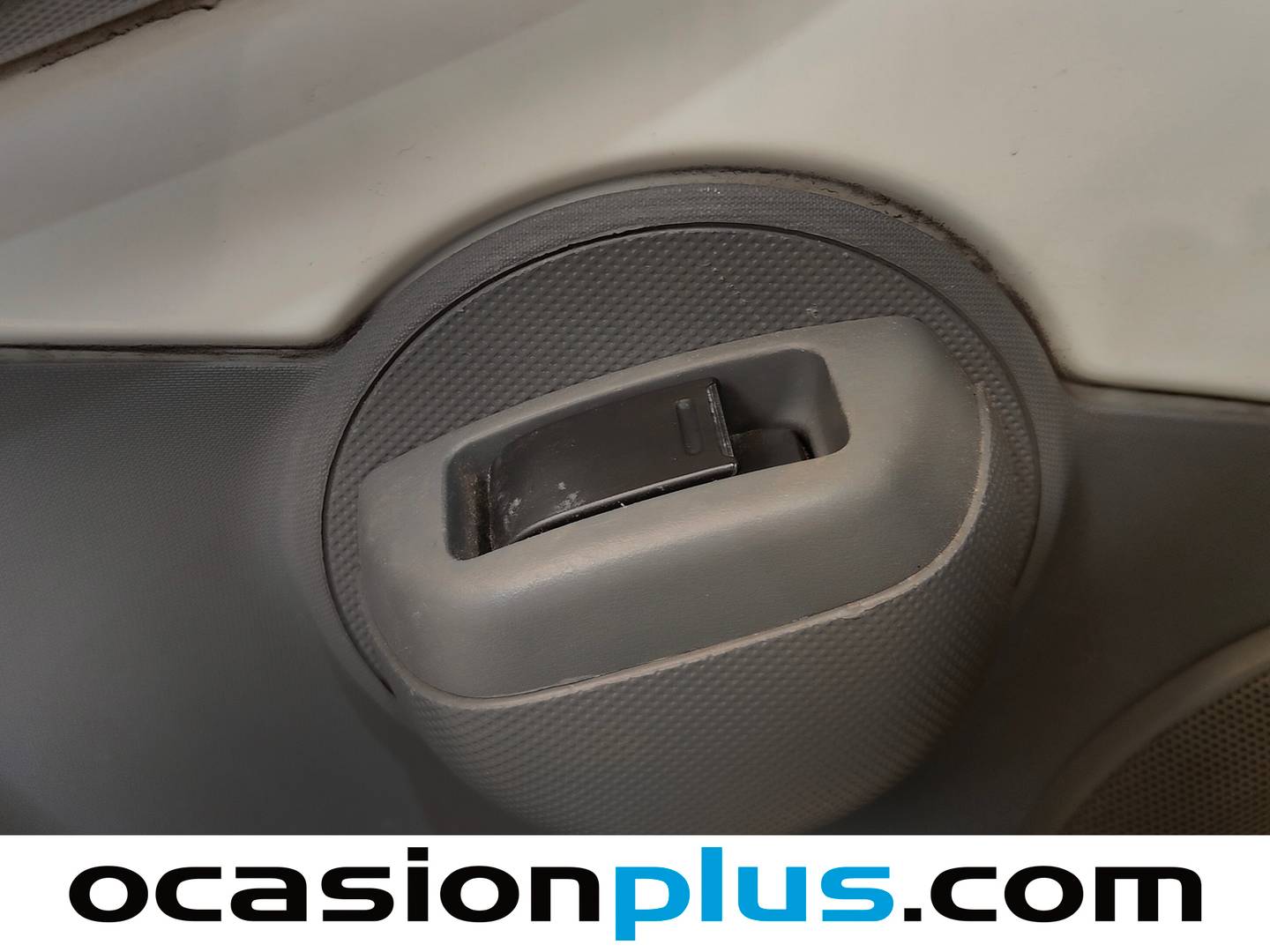Toyota Aygo Toyota Aygo 1.0 VVT-i Connect (68 CV) gasolina