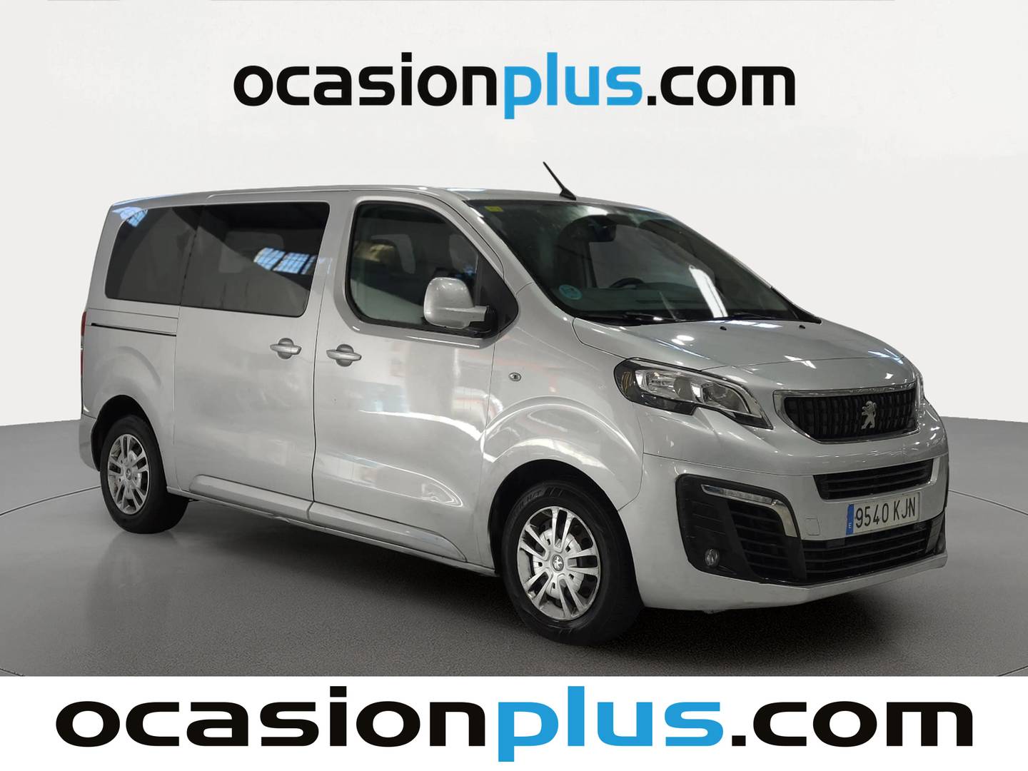 Foto delantera Peugeot Traveller Peugeot Traveller BlueHDi 115 Business Standard (115 CV) derecha