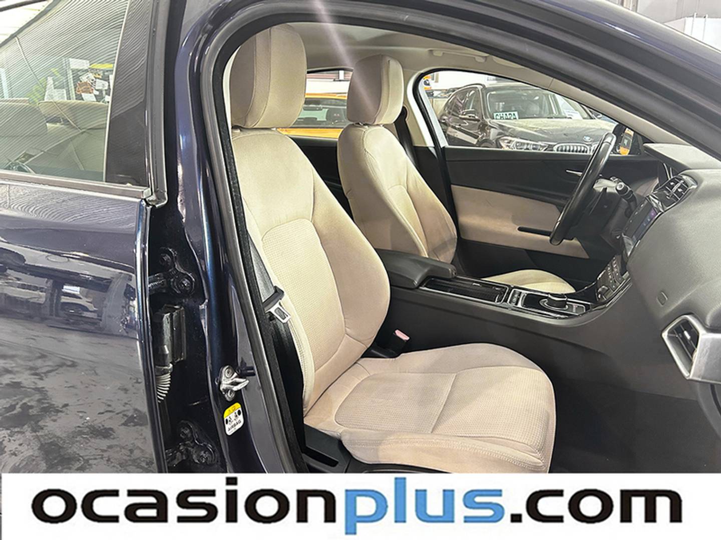 Jaguar XE Jaguar XE 2.0 Diesel Pure RWD Auto (180 CV) diésel