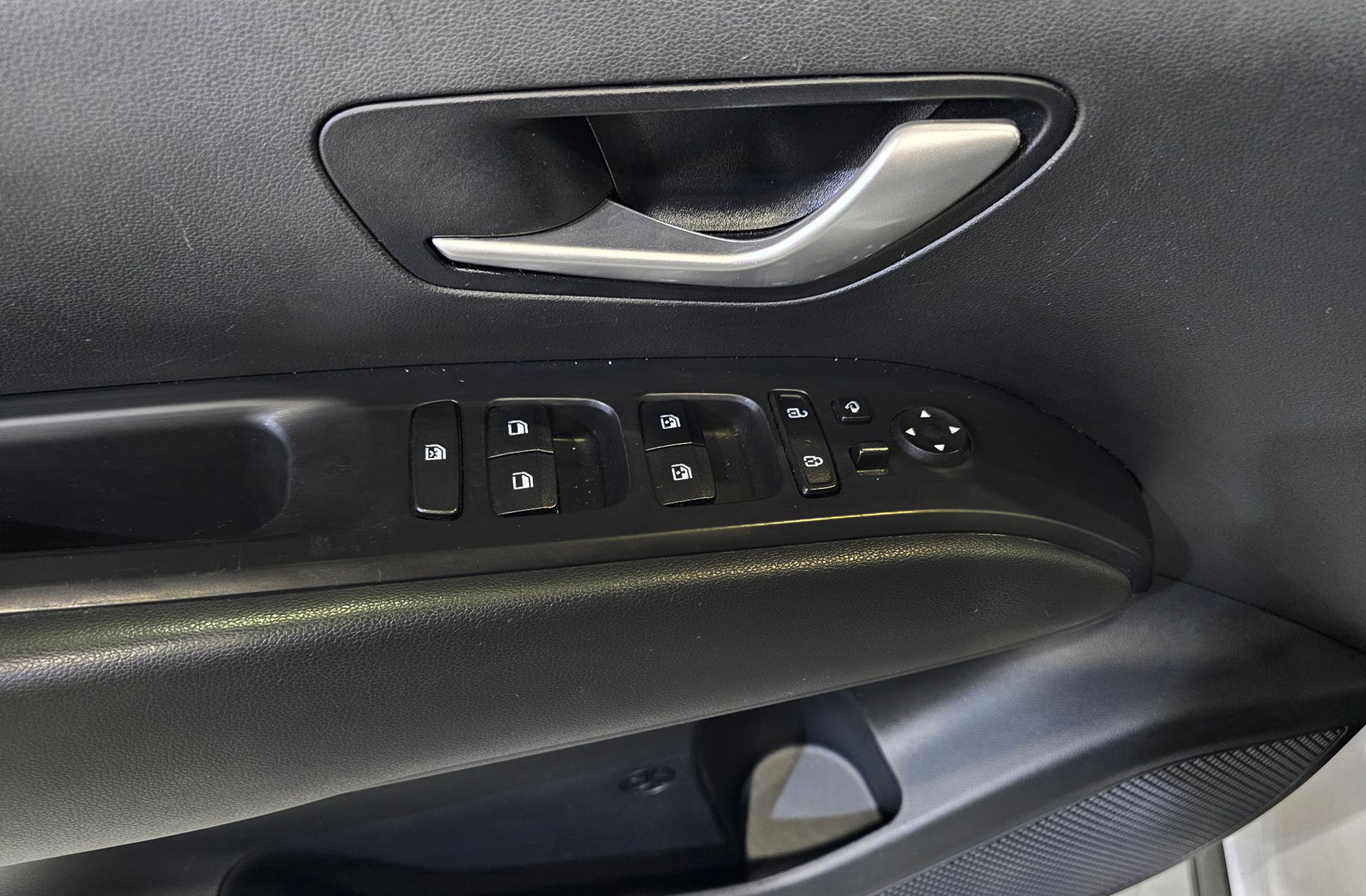 Hyundai Tucson 1.6 CRDi Maxx - foto 32