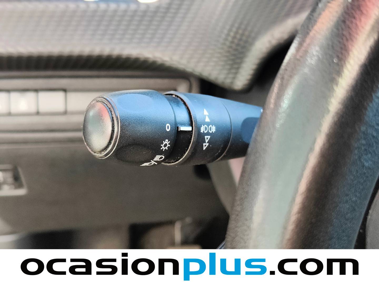 Peugeot 2008 Peugeot 2008 BlueHDi 100 Style (100 CV) de segunda mano