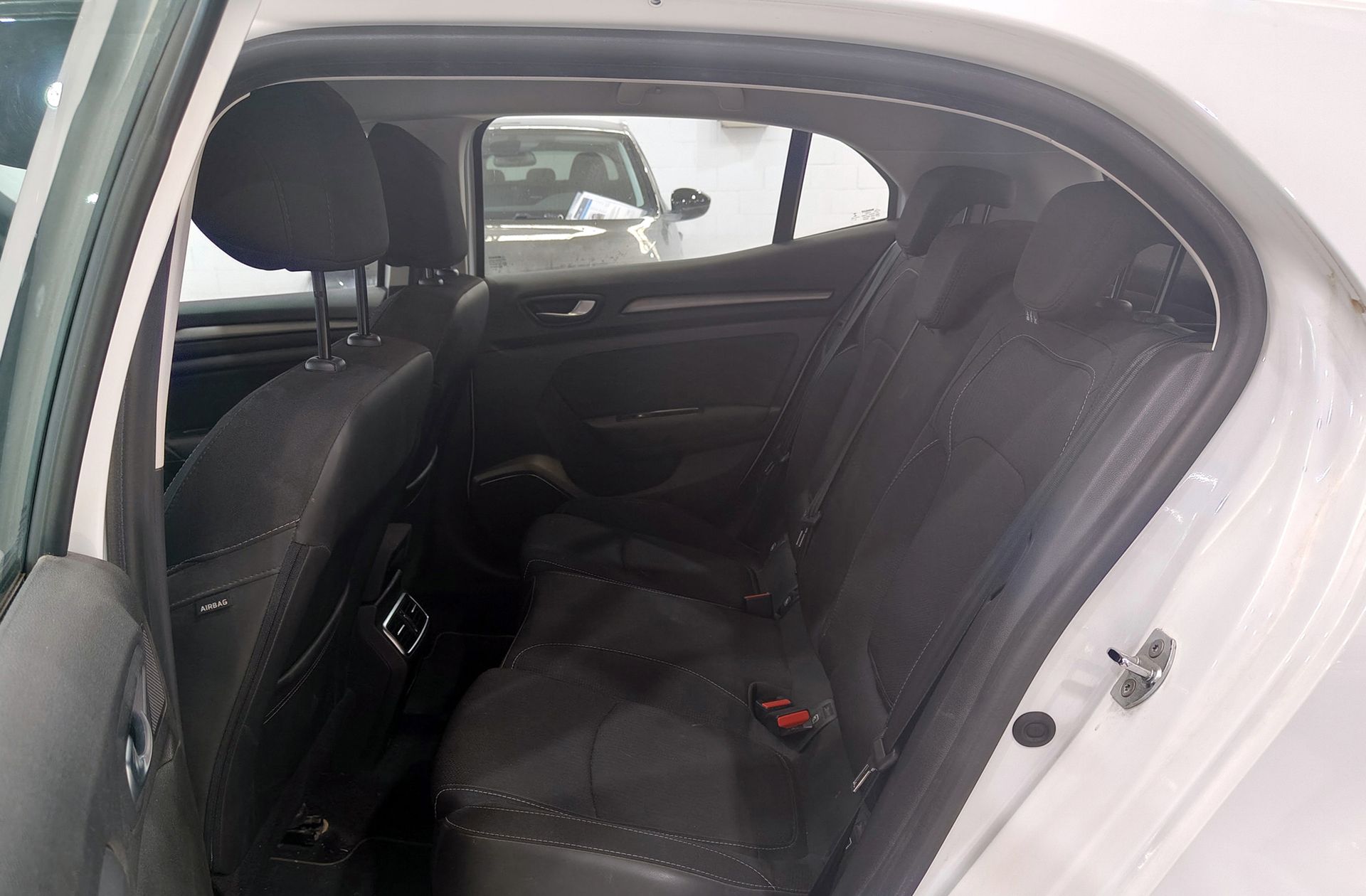 Renault Mégane Intens TCe GPF - foto 10