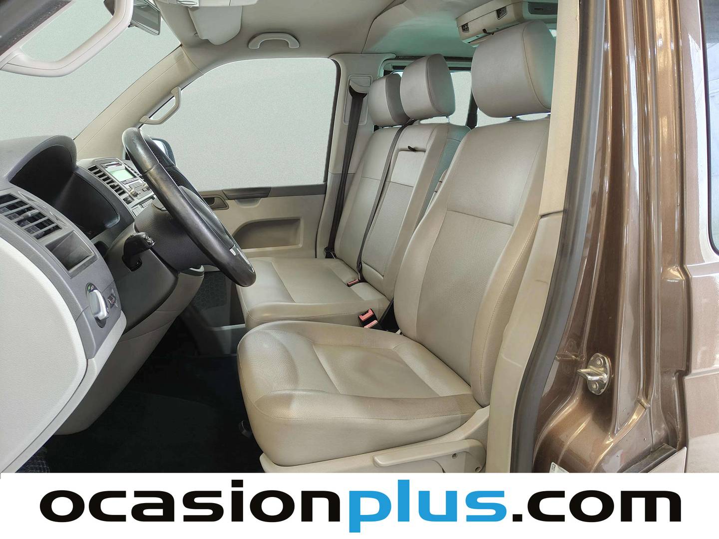 Volkswagen Caravelle Volkswagen Caravelle Comfortline Batalla Corta 2.0 BiTDI 4Motion (180 CV) DSG 9 Plazas 180cv