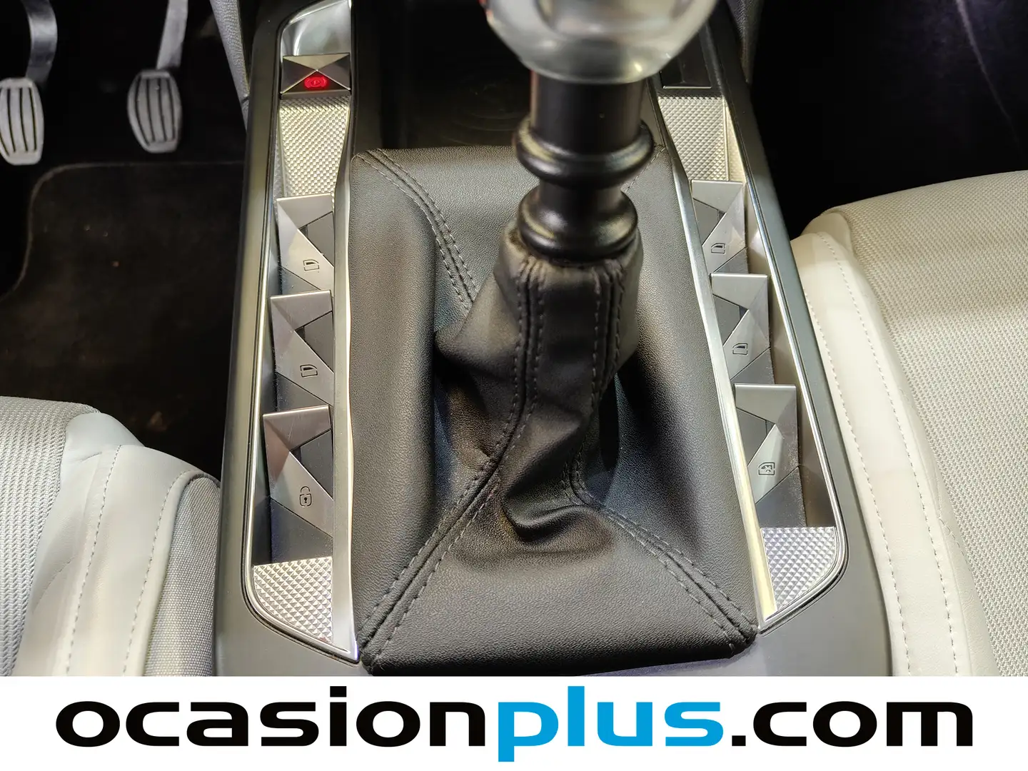 Foto DS DS 3 Crossback DS DS3 Crossback BlueHDi 110 So Chic (110 CV)