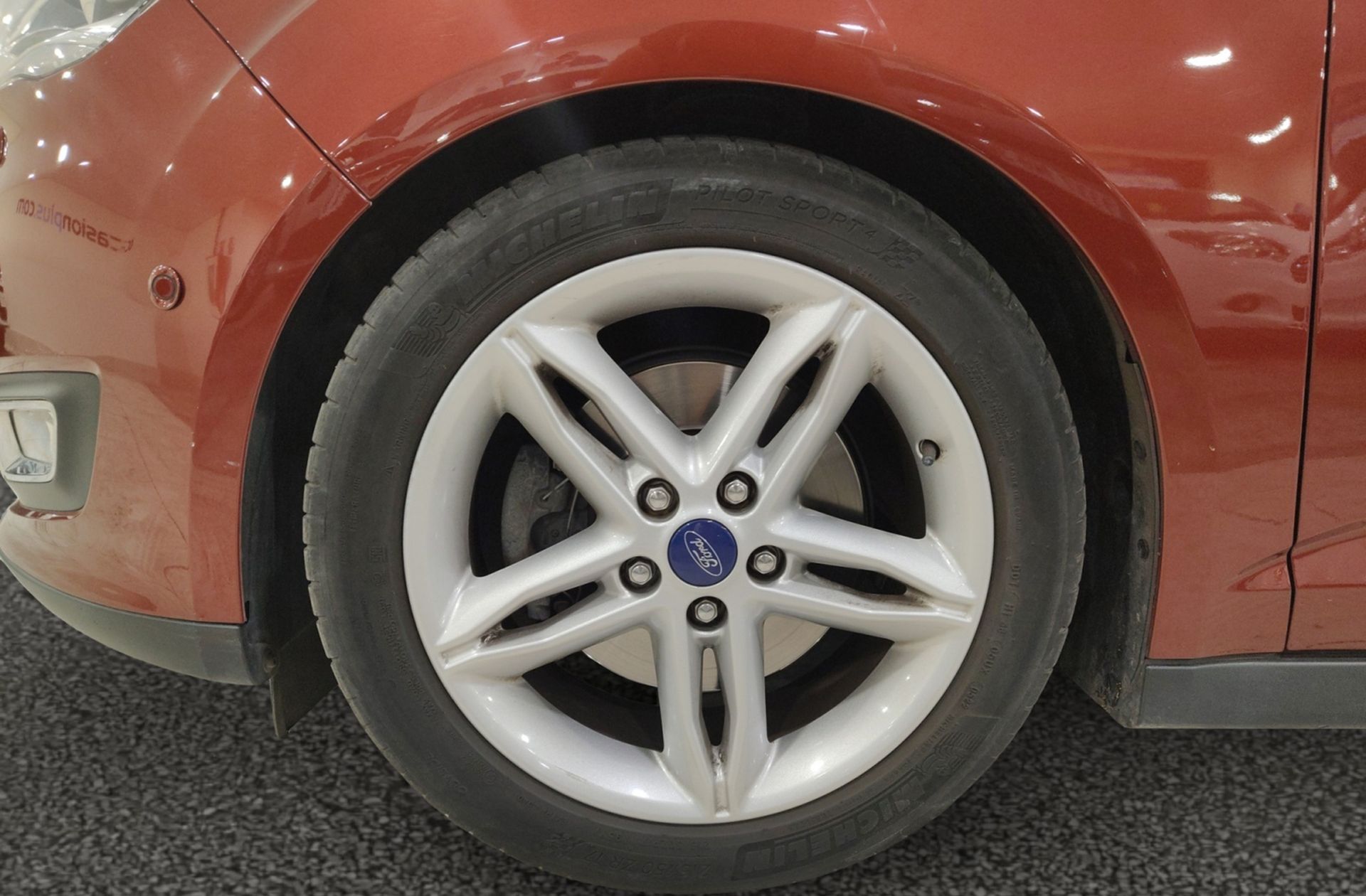 Ford Grand C-Max 1.0 EcoBoost Titanium - foto 36