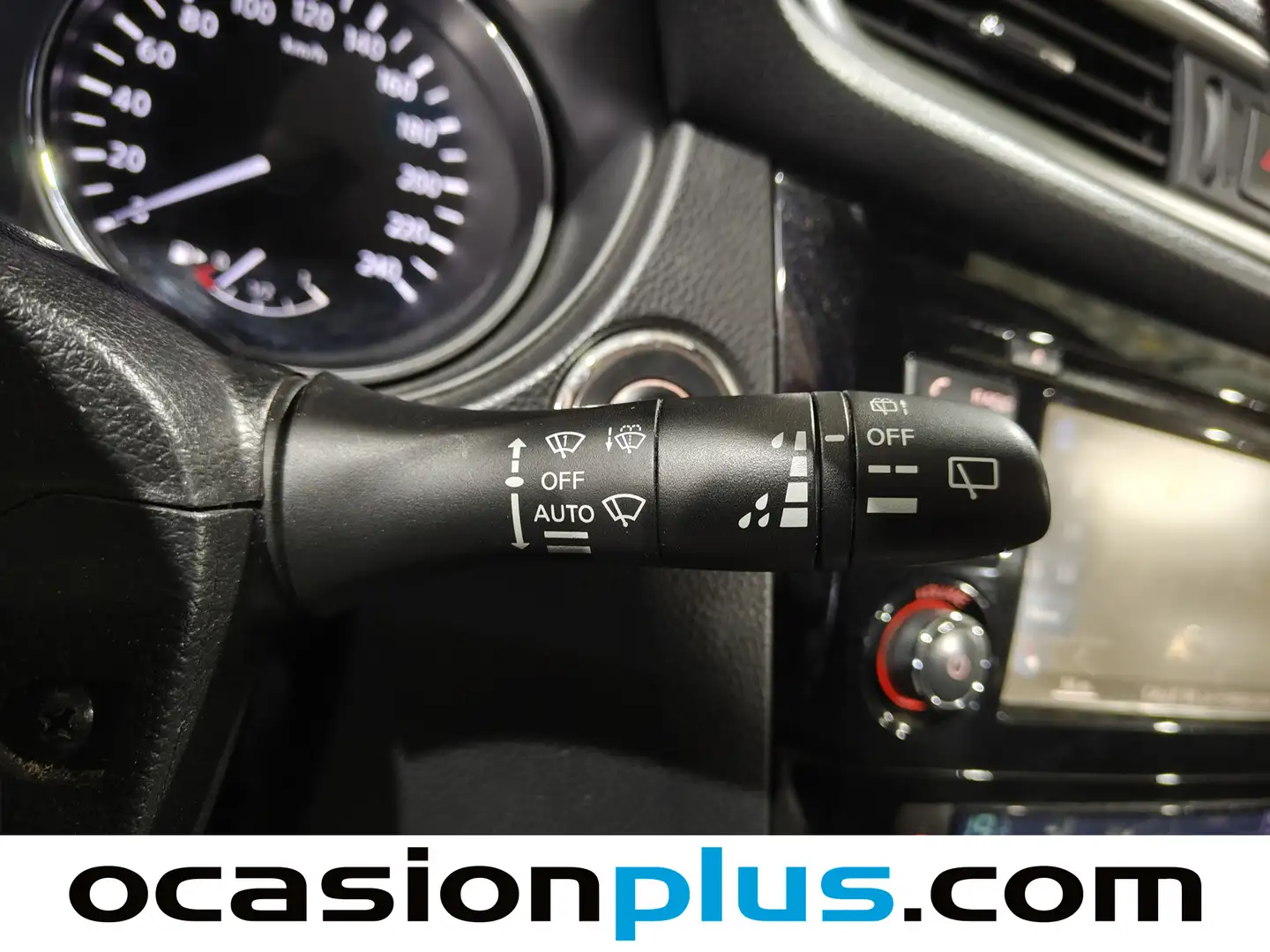 Foto Nissan QASHQAI Nissan Qashqai DIG-T 115 N-Connecta 4x2 (115 CV)