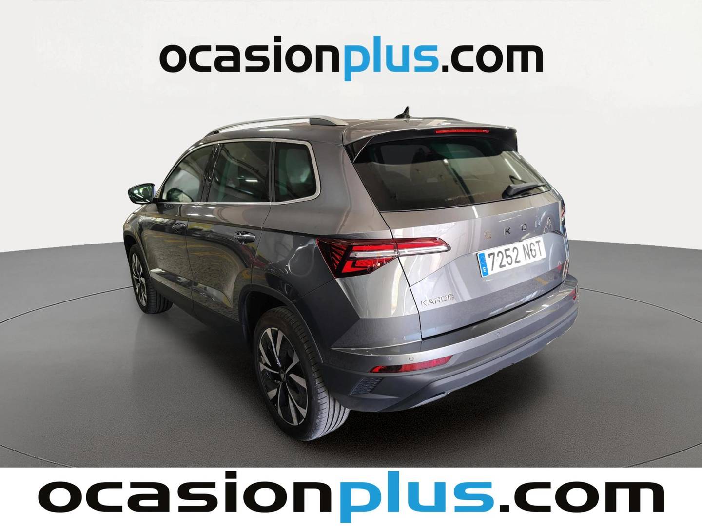 Foto trasera Skoda Karoq Skoda Karoq 1.5 TSI ACT Plus DSG (150 CV) izquierda