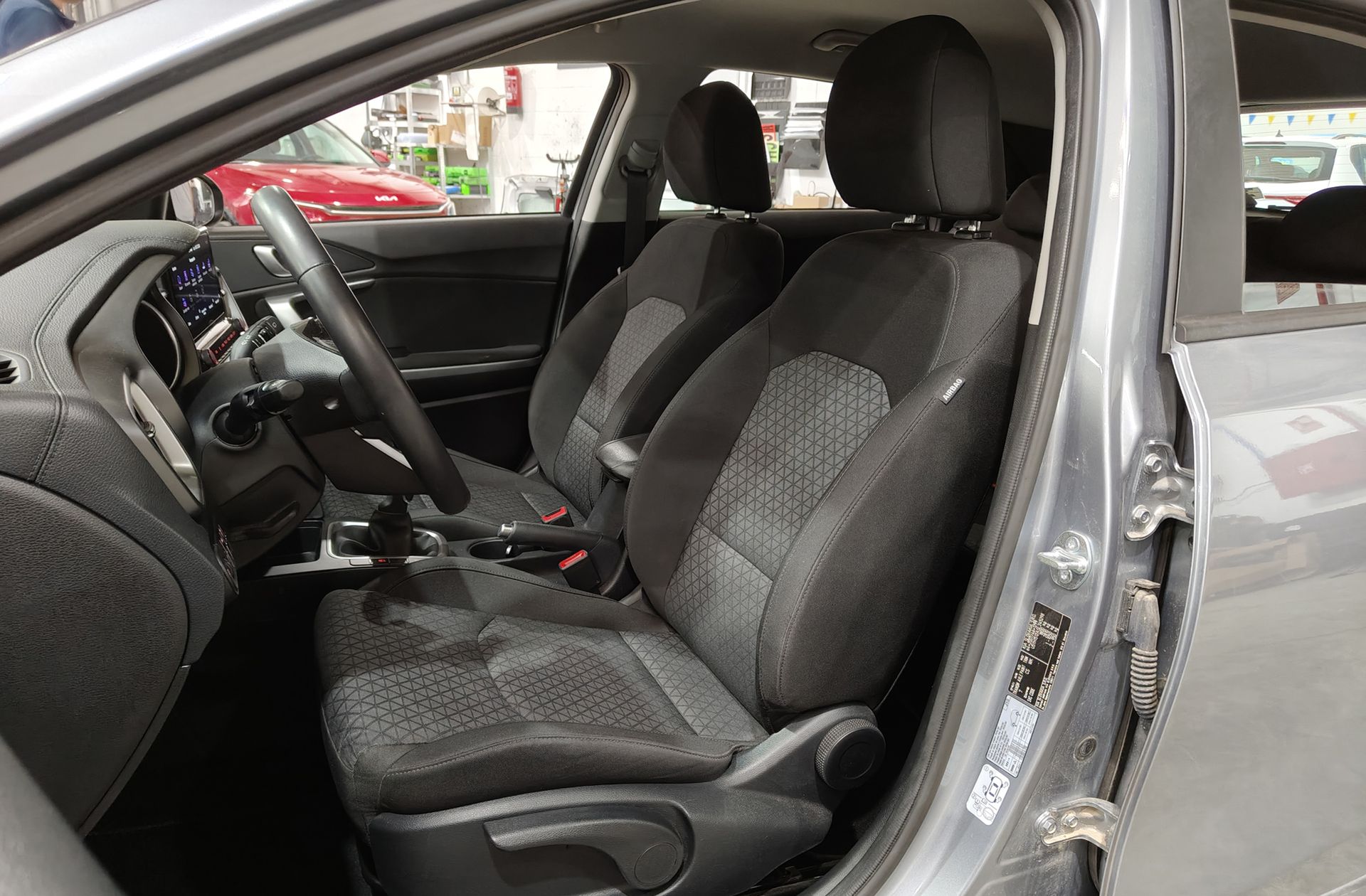 Kia Ceed 1.0 T-GDi Concept - foto 11