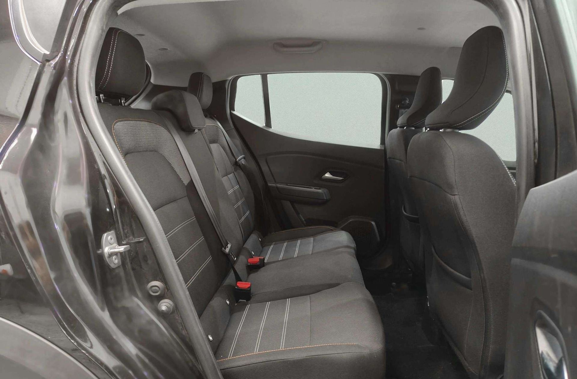 Dacia Sandero Stepway Comfort TCe CVT - foto 17