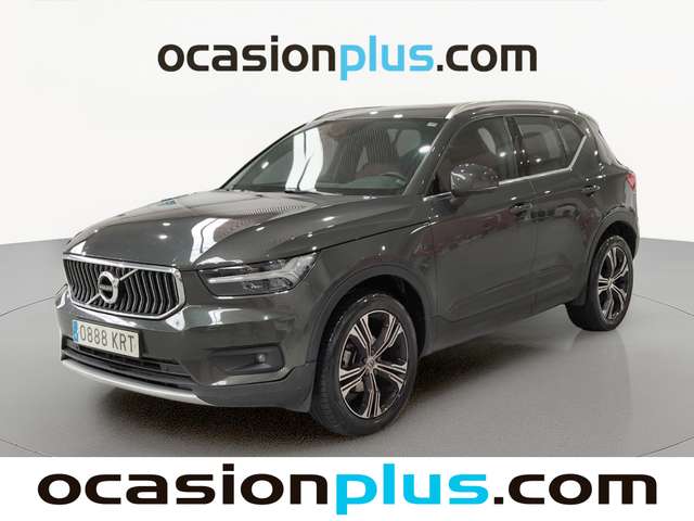 Volvo XC40 T3 Inscription (156 CV) de segunda mano