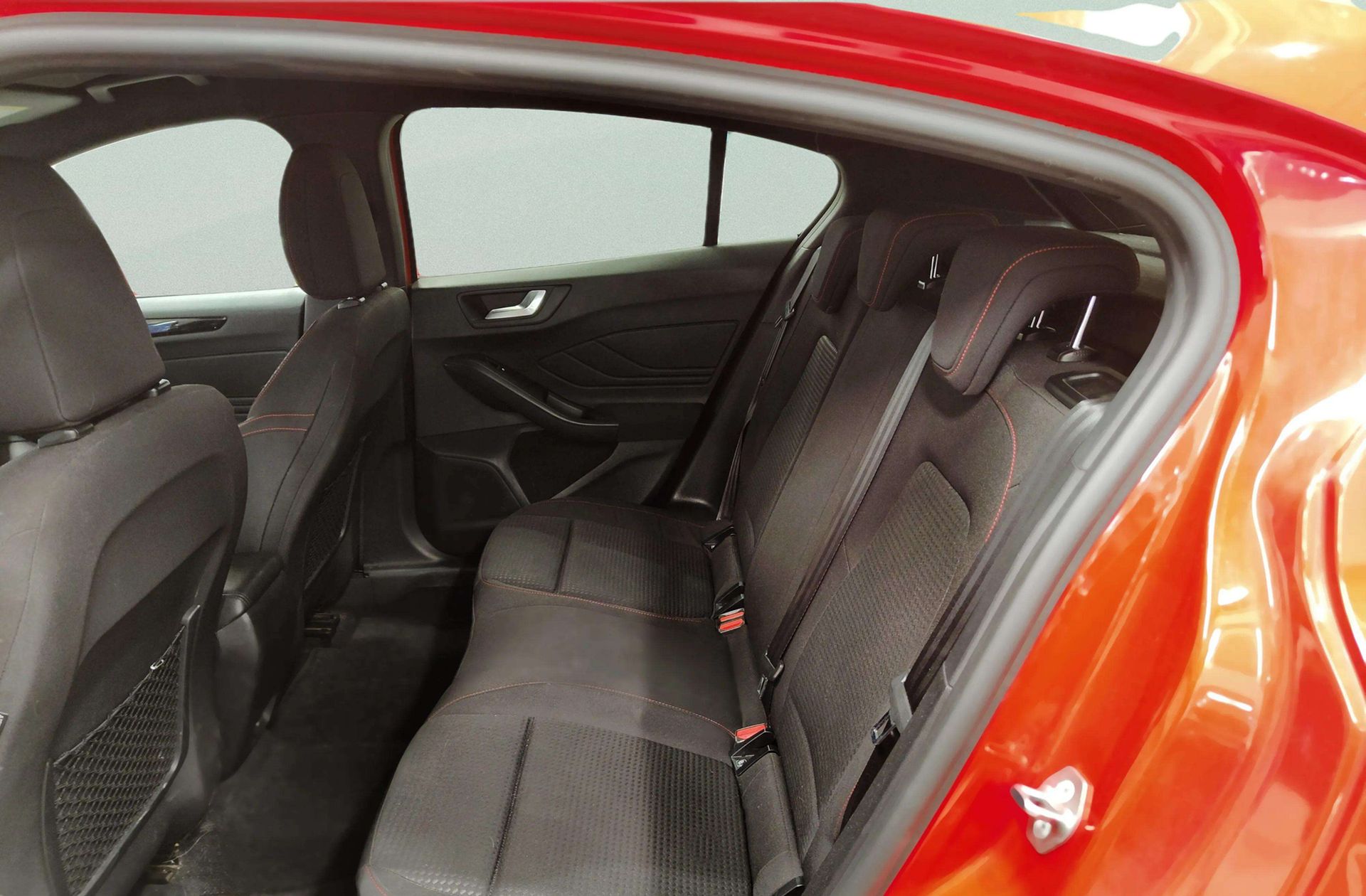 Ford Focus 1.5 EcoBlue ST-Line - foto 13